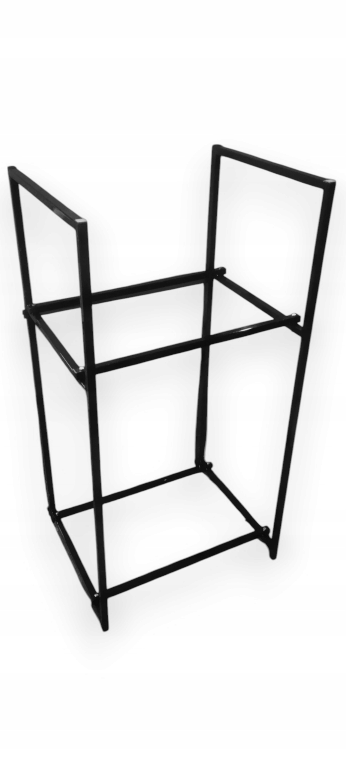 Regál stojan na 4 x Pneumatiky Kola Stojany Do Garáže 4x250 Felgi věšák police