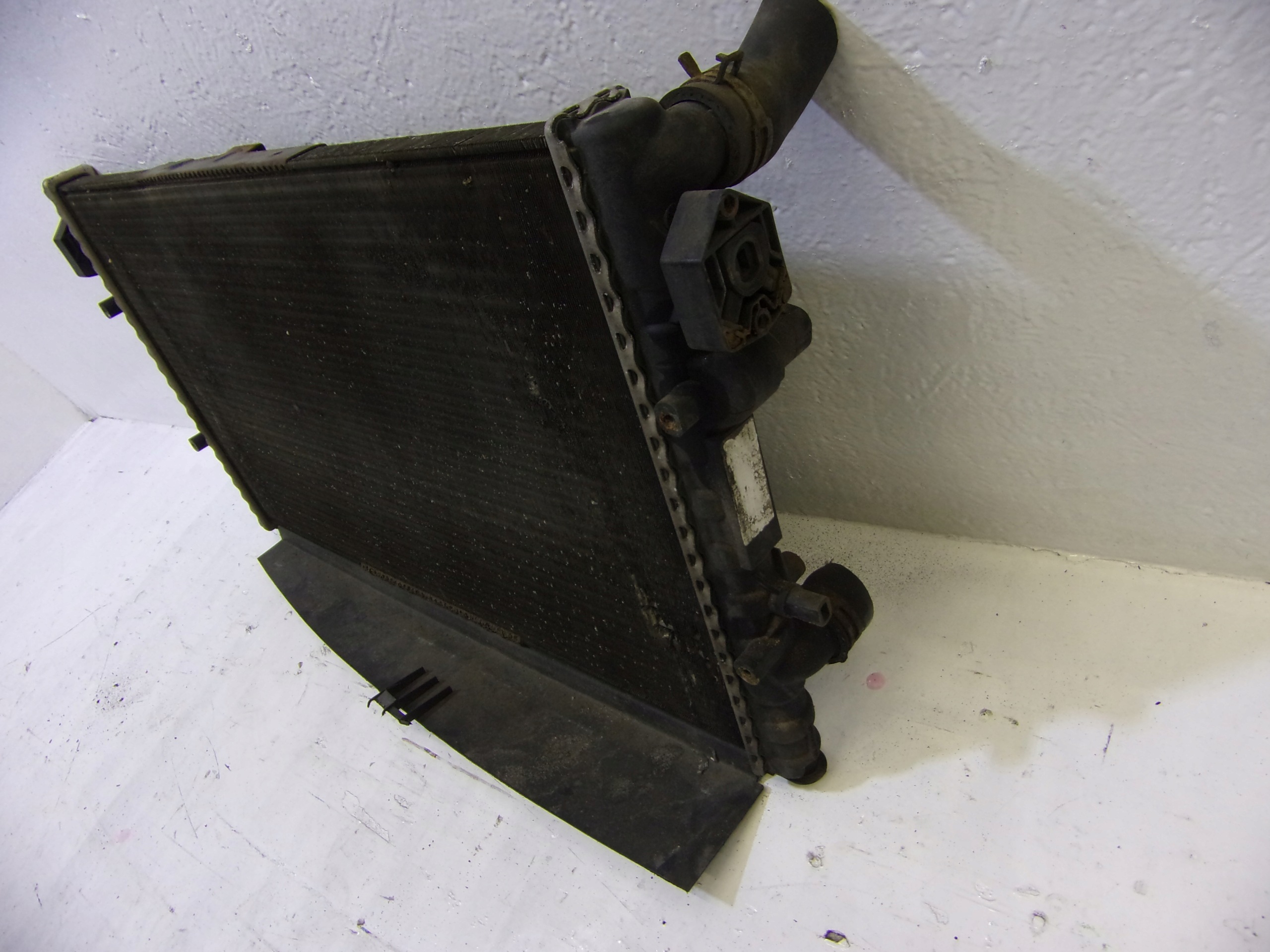 water cooler SEAT IBIZA 2 FL 1.4 B