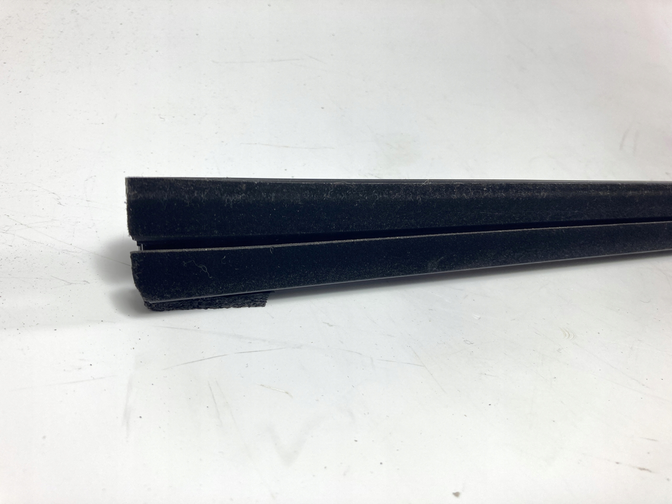 Ram 2500, 3500 gasket inner windows right front 2019-26