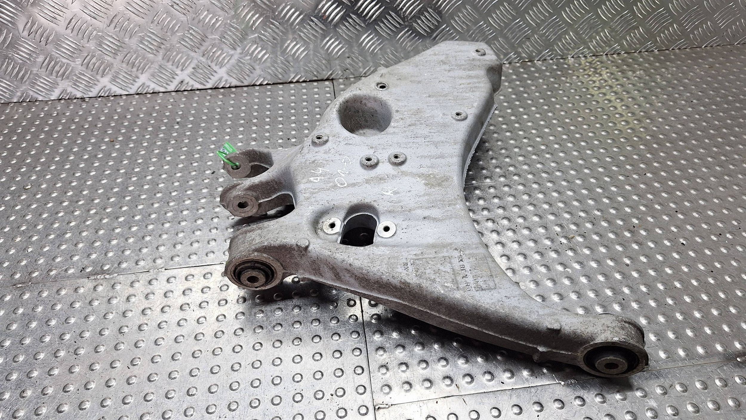 Querlenker rechts heck 8E0505312AE AUDI A4 B6 B7
