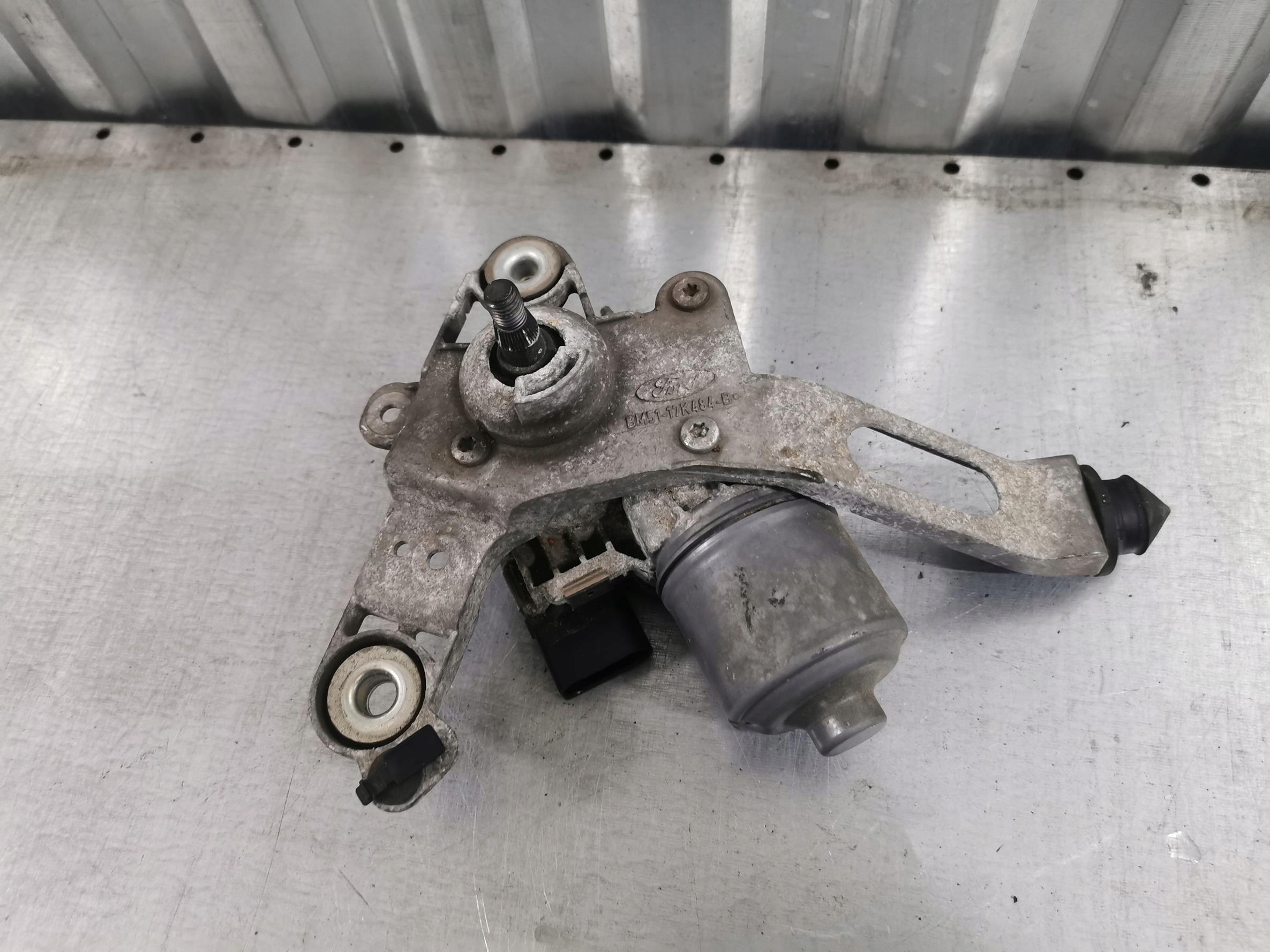 Motor Wischer rechts FORD FOCUS MK3 BM51-17504-BK