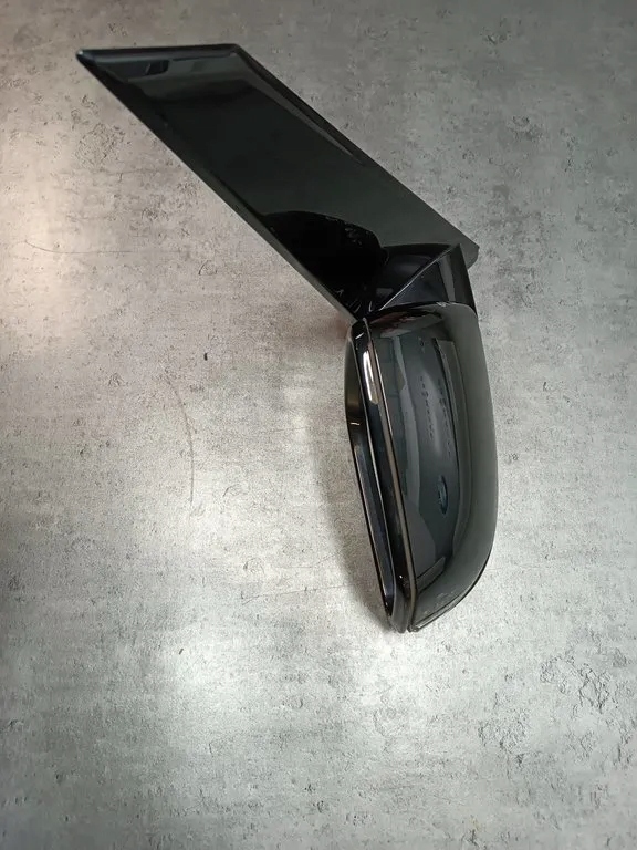 BMW 2 F45 LUSTERKO PRAWE KOL.475 Numer katalogowy części A078541