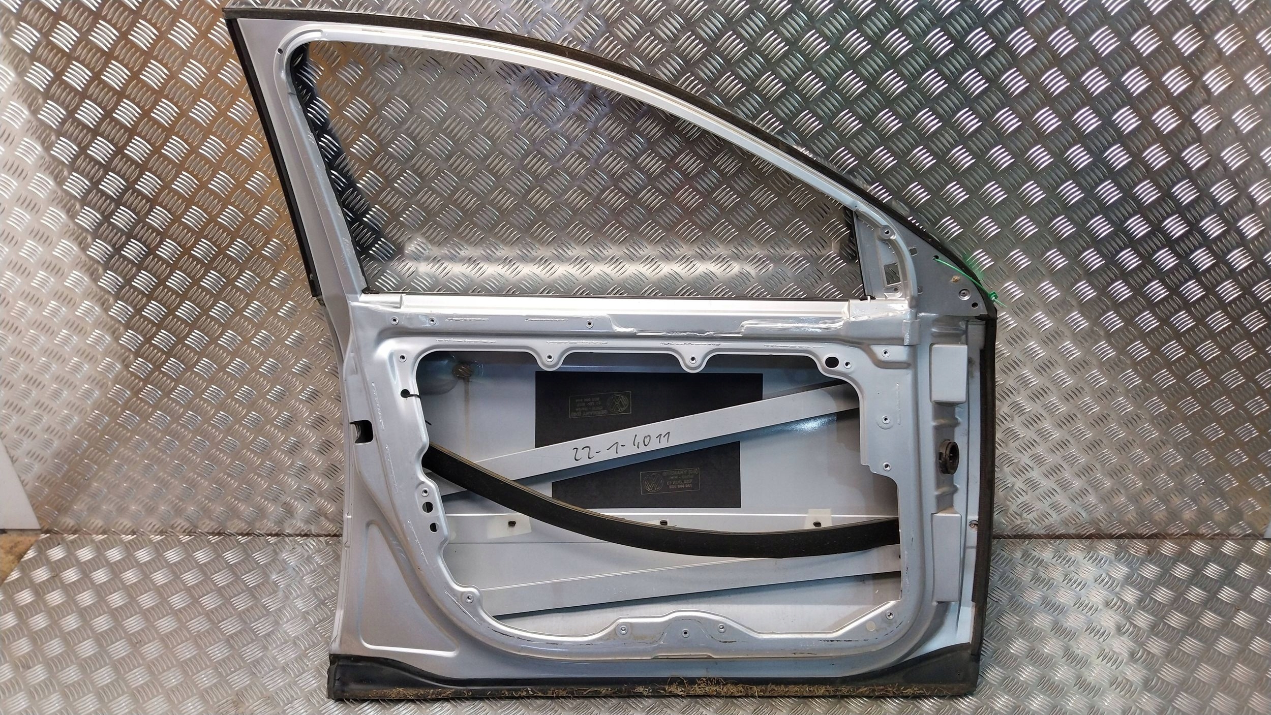 dvere predok Ľavé VW PHAETON 02