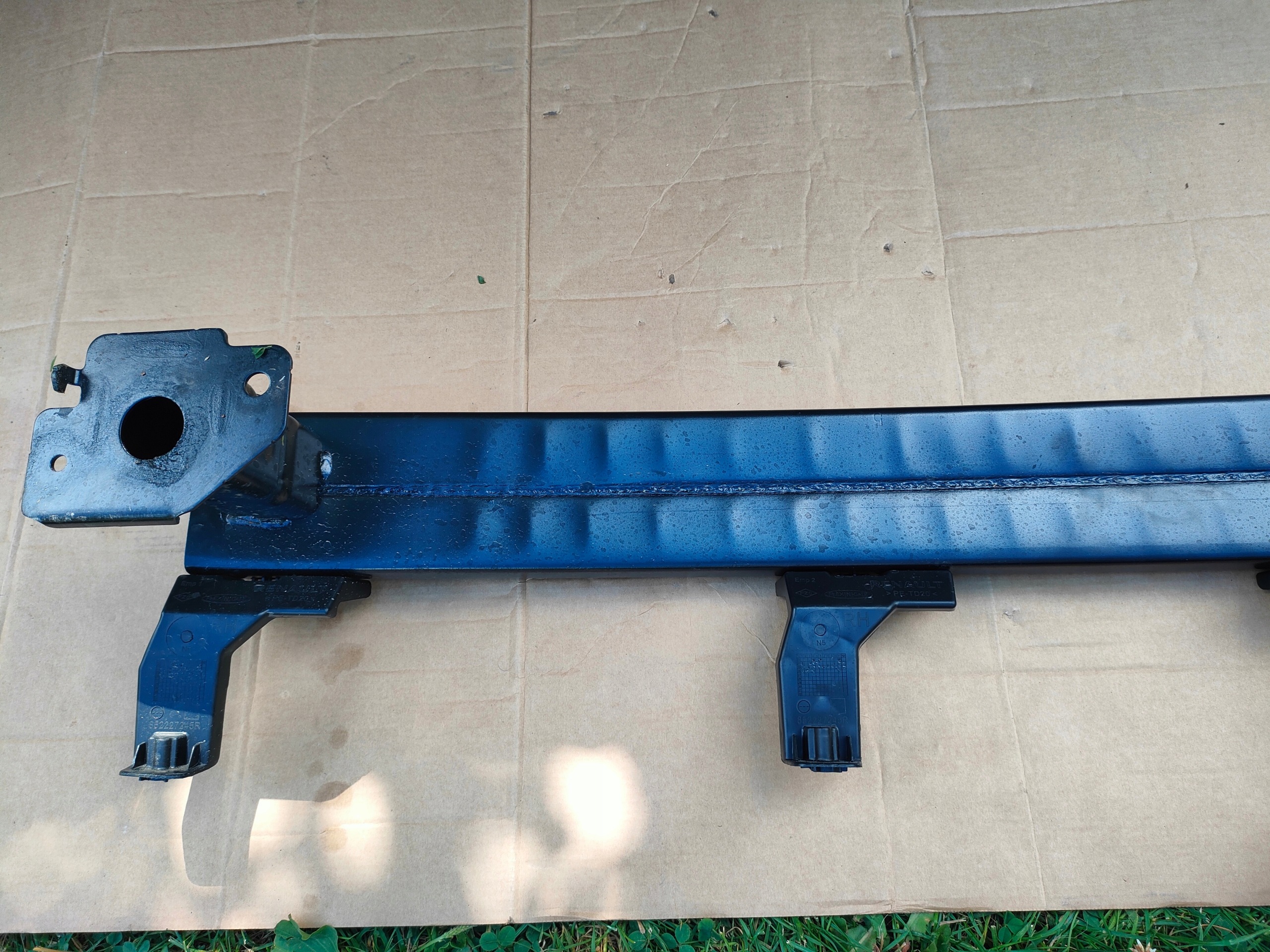RENAULT SYMBIOZ bumper support rear part 852236751R original
