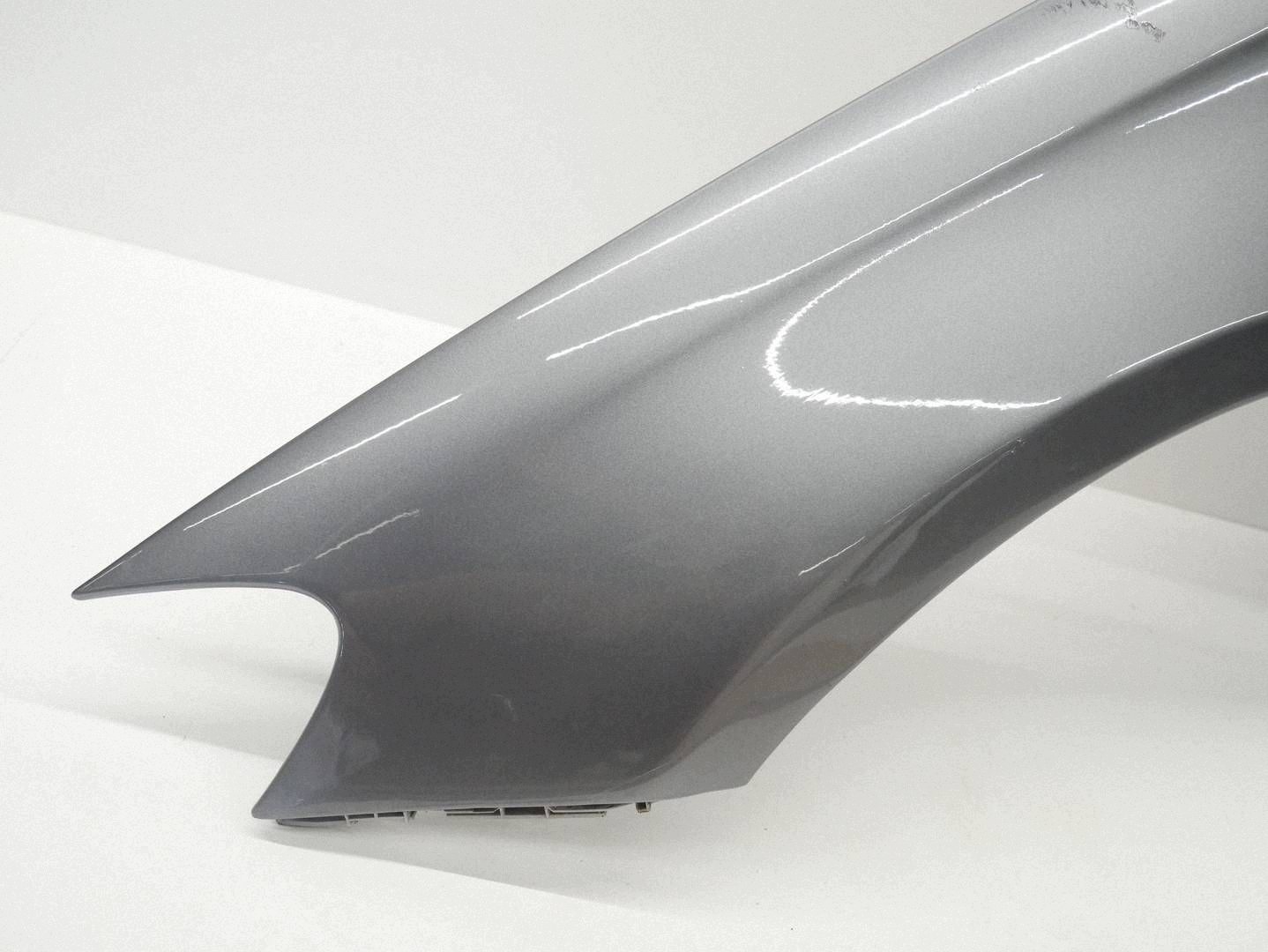 fender left front front MERCEDES E W213 LAKIER 992