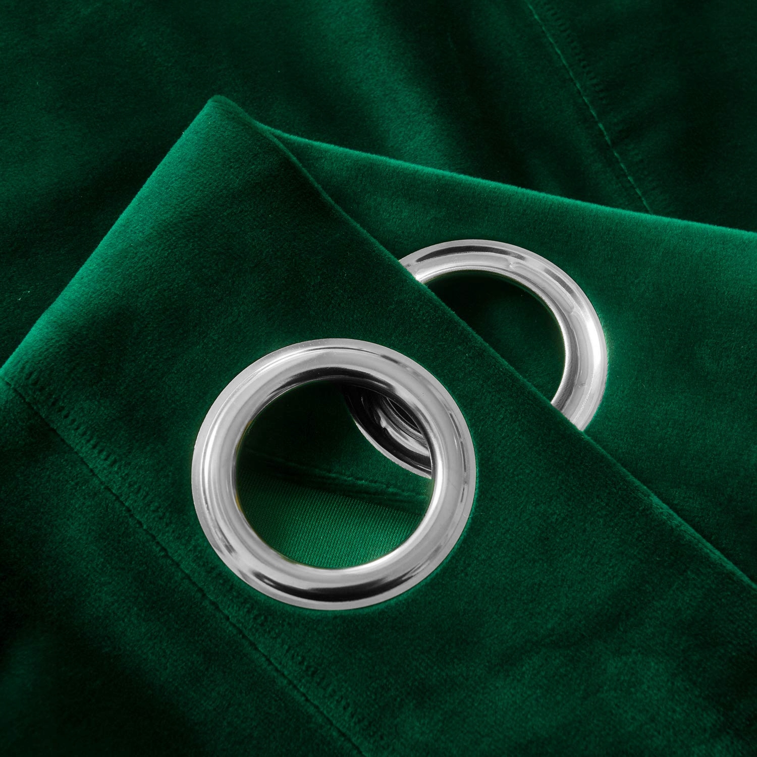 GRUBA ZASŁONA VELVET 140x260 WELWET WELU PRZELOTKI Szerokość produktu 140 cm