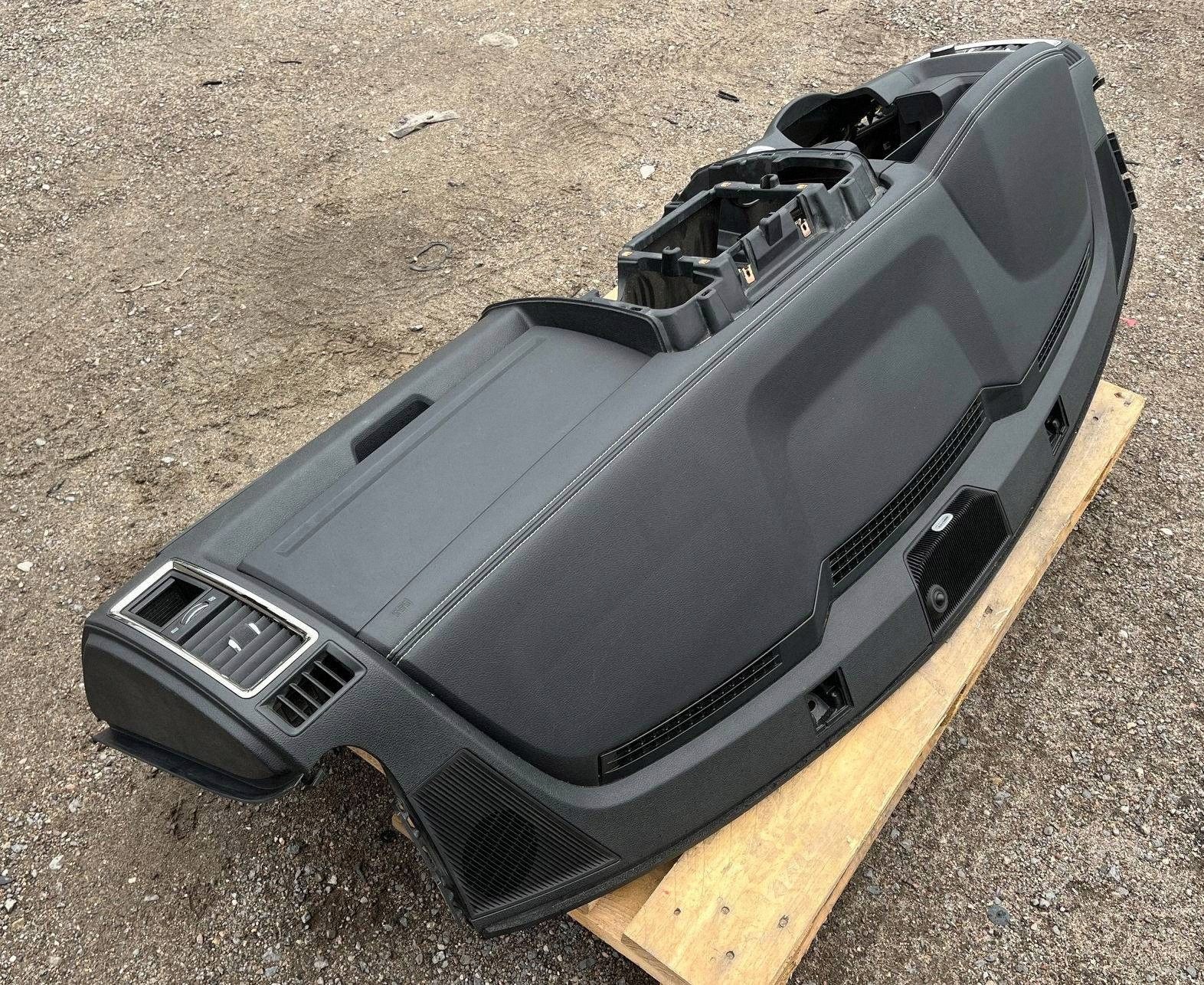 dashboard instrument panel console airbag airbag Dodge RAM 1500 Sport 2013