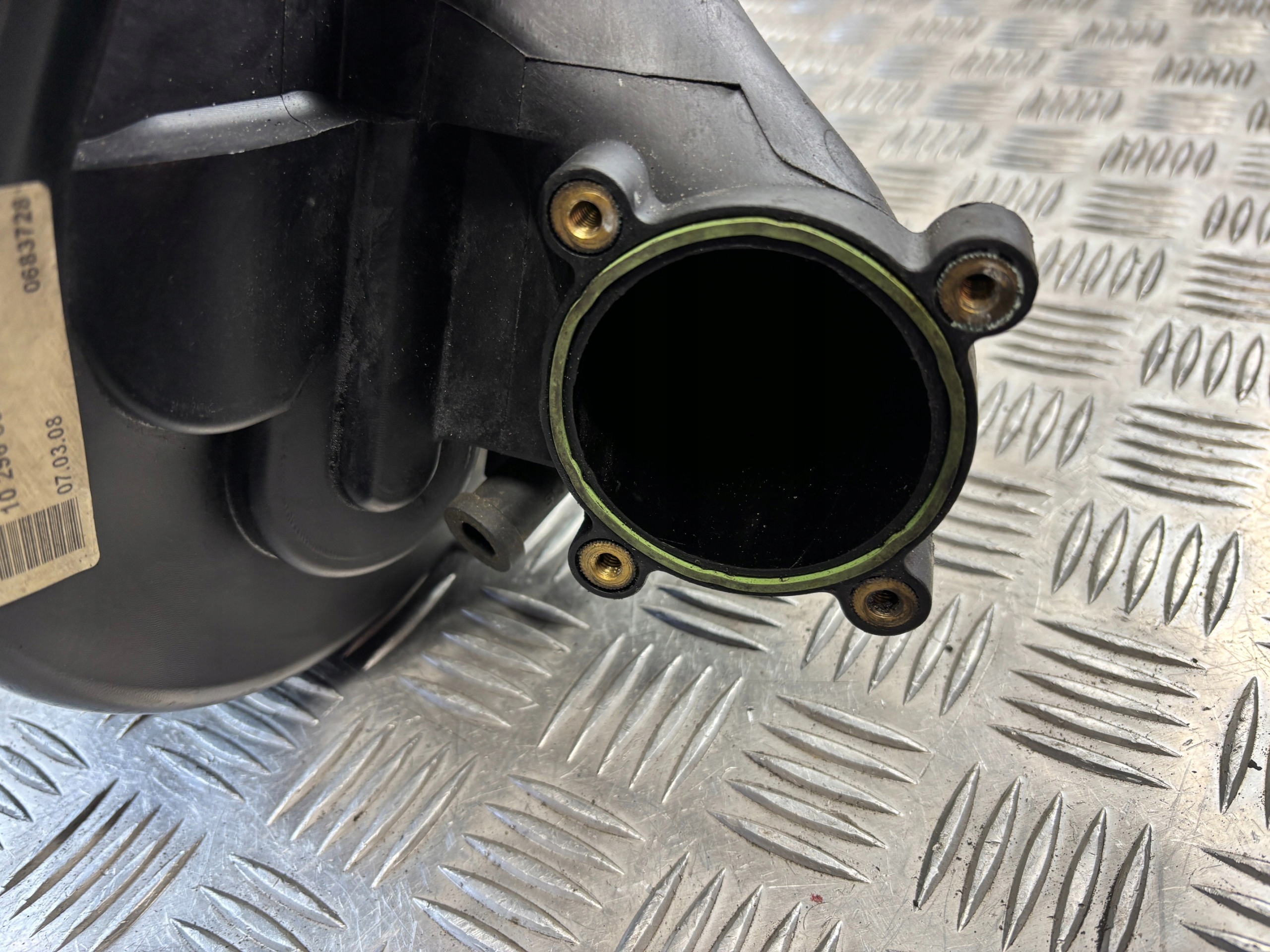 intake manifold Opel Zafira B 1.8B 55563686