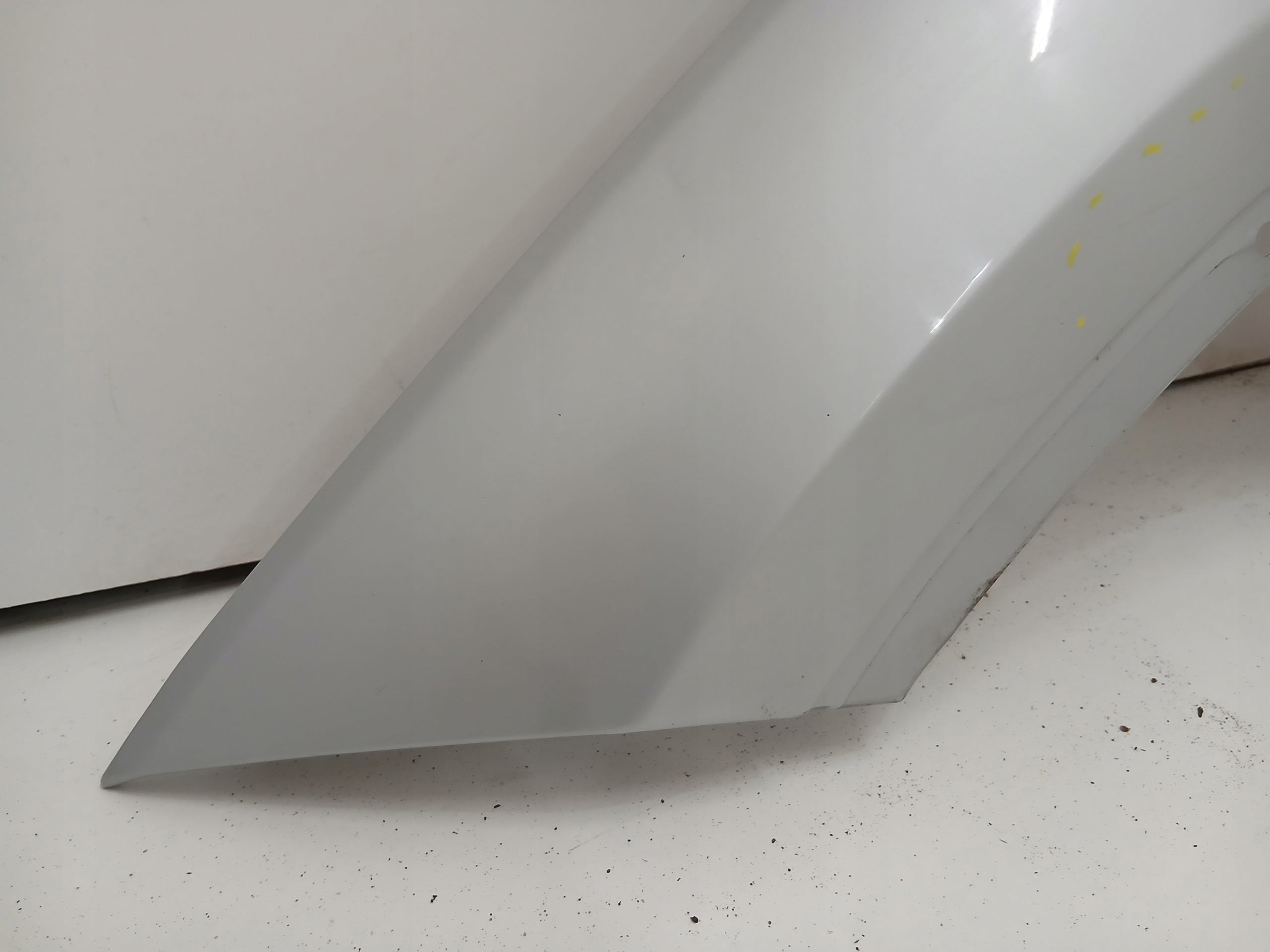 fender left front BMW X1 E84 LIFT A83