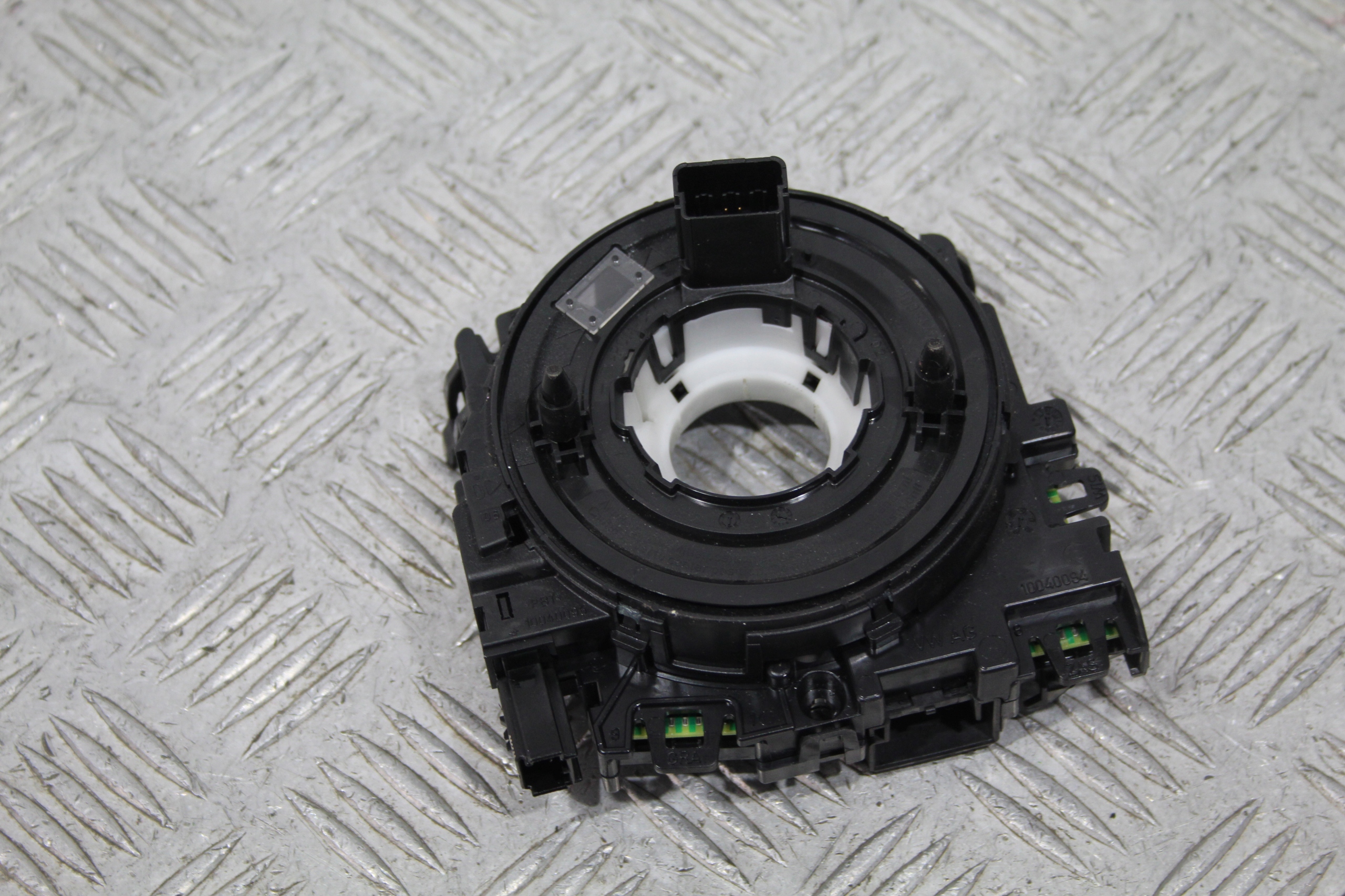 ring below steering wheel, SEAT ATECA 575 576 5Q0953549F
