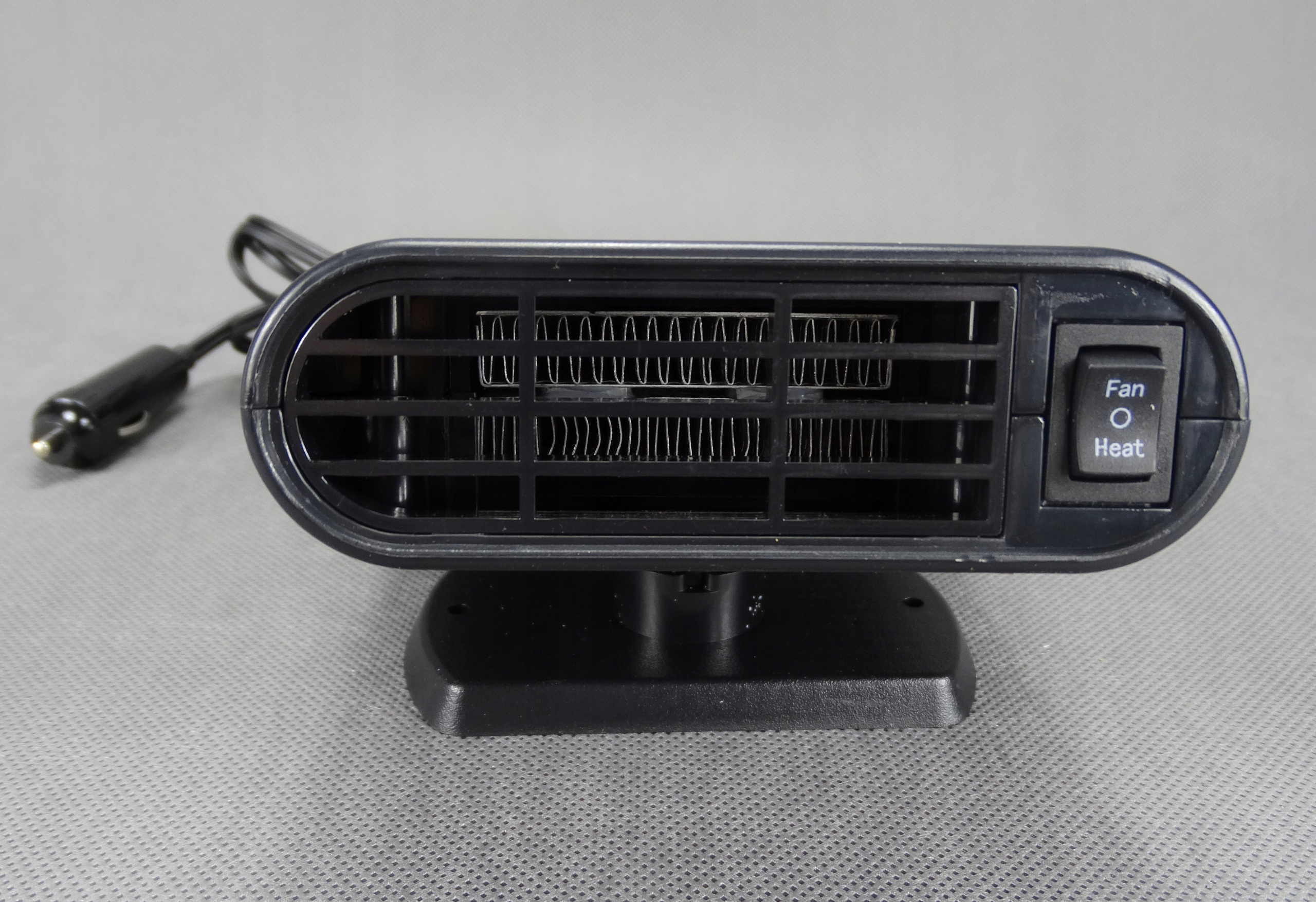 TERMOWENTYLATOR FARELKA GRZEJNIK DMUCHAWA SAMOCHODOWA 12V / 150W AMIO Waga produktu z opakowaniem jednostkowym 0.5 kg