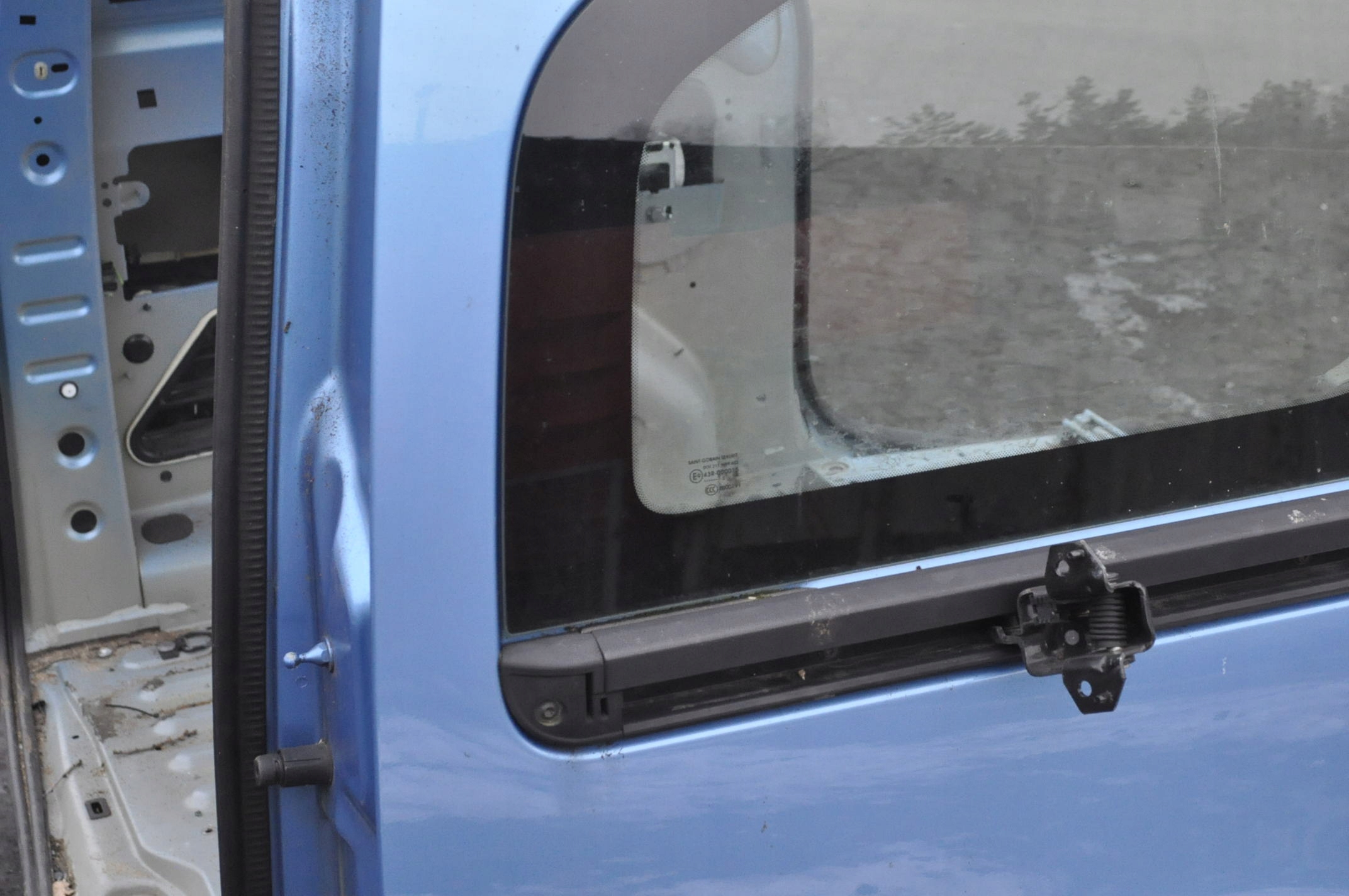 BERLINGO II 2PARTNER II 2008- CAŁY TYŁ DUPA ĆWIARTKA WANNA PAS Producent części Citroen OE