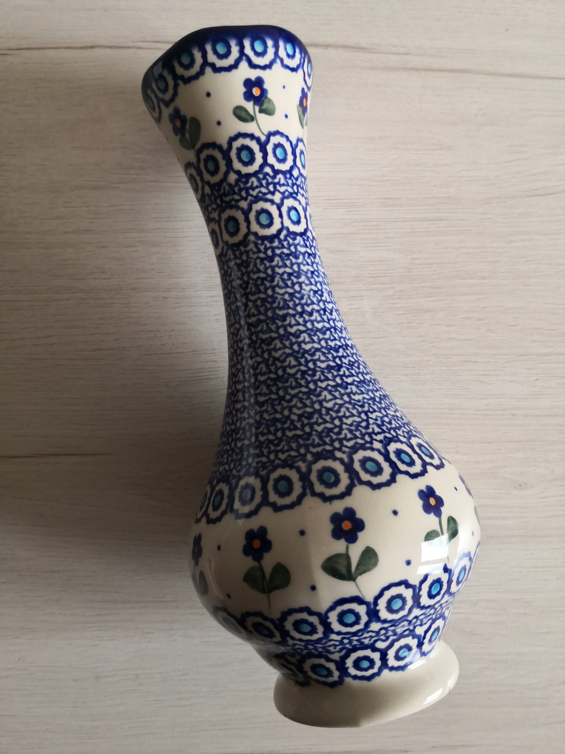 VENA Ceramika Wazon kręcony średni artystyczny