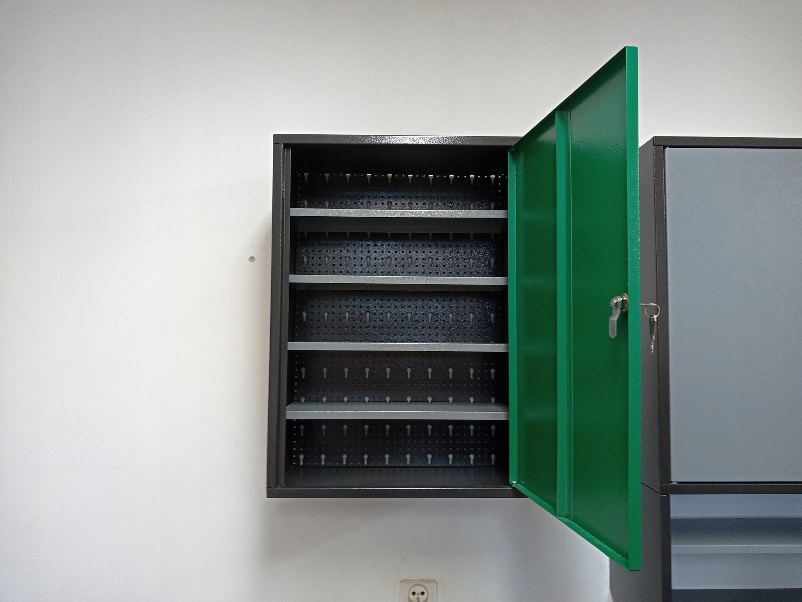 Мастерская шкаф для гаража производитель полки