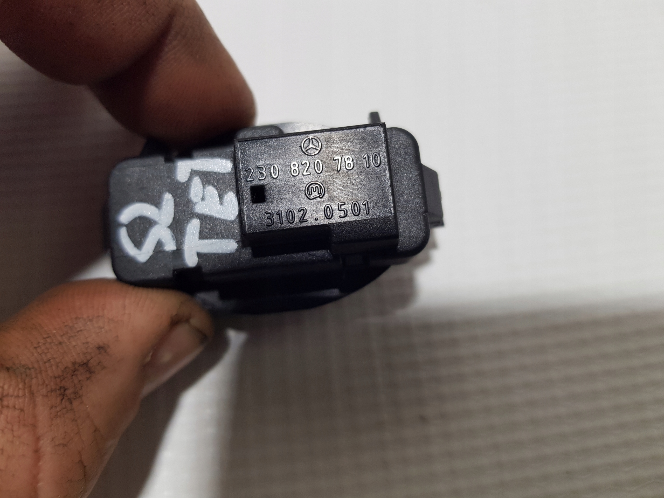 button switch roofs 2308207810 MERCEDES SL R230 W230