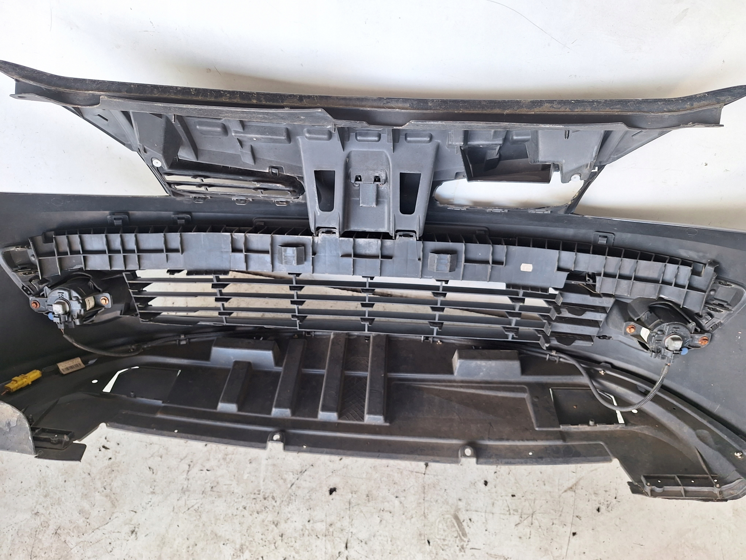 RENAULT CLIO III 05-09 bumper 195