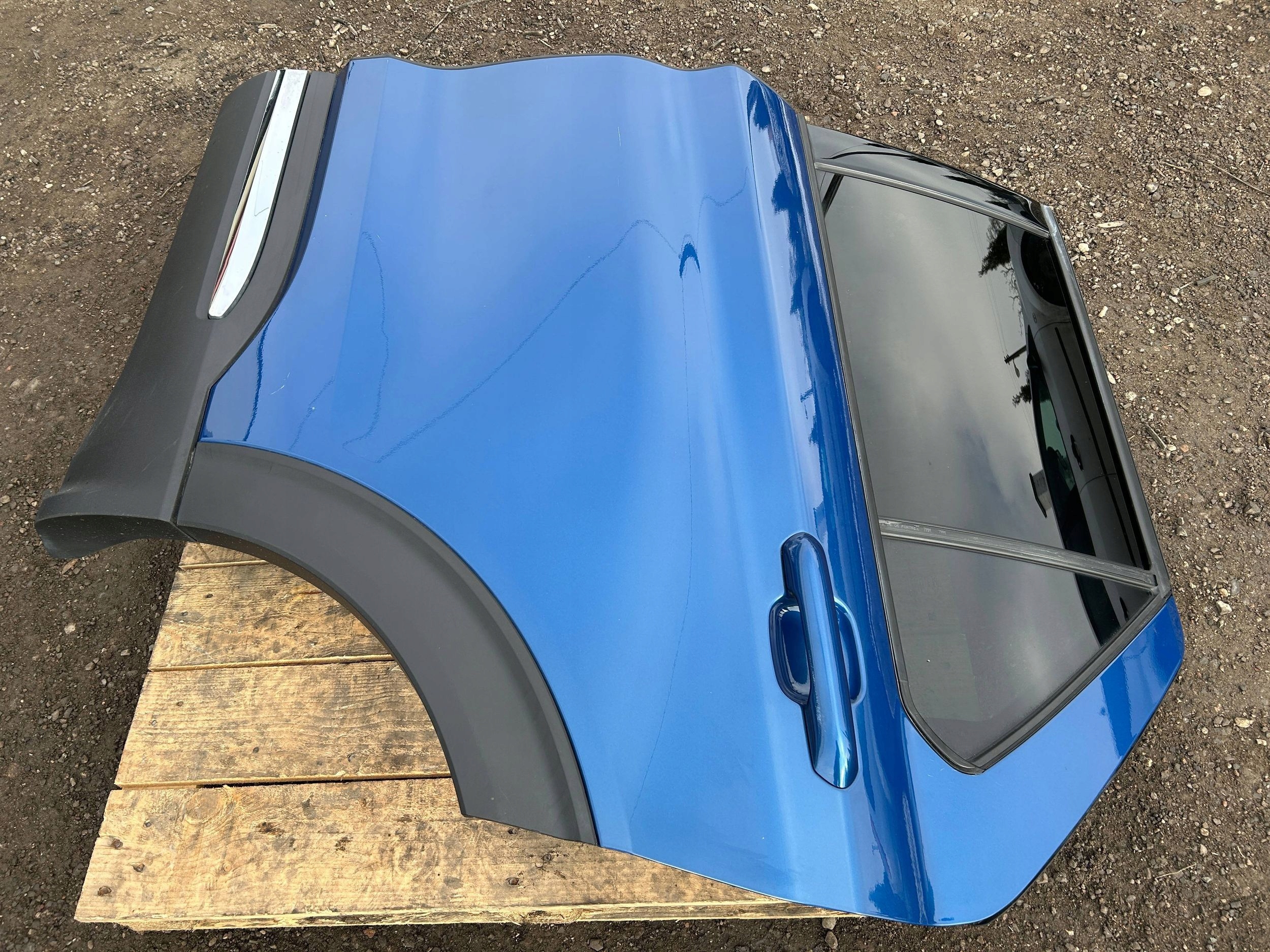 door rear part rear. left complete Ford Explorer VI 2020r