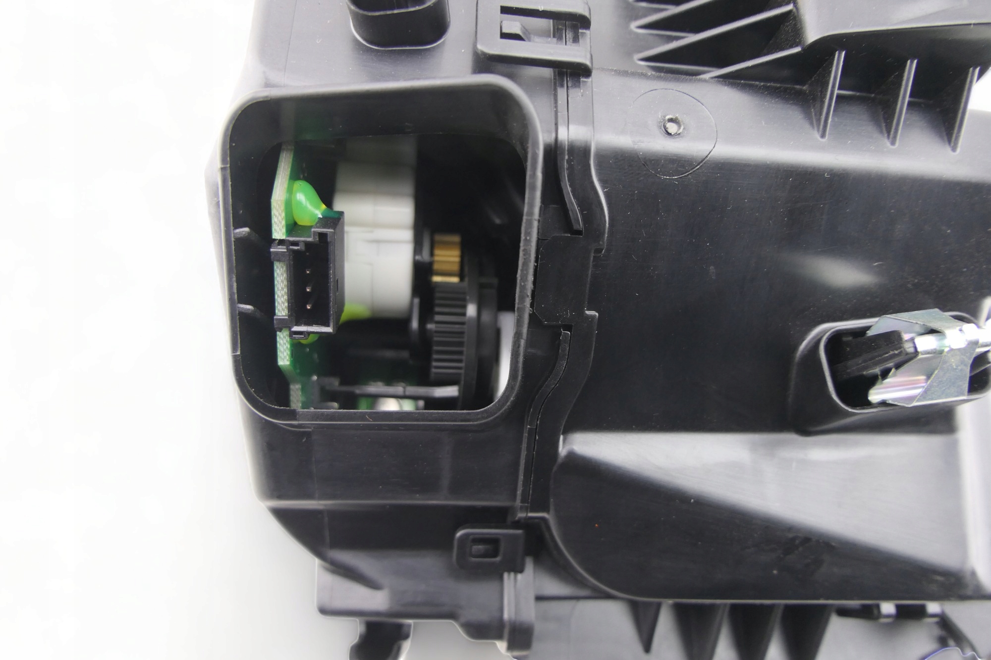 Aromatyzer BMW G30 G31 G32 G11 G12 6835478