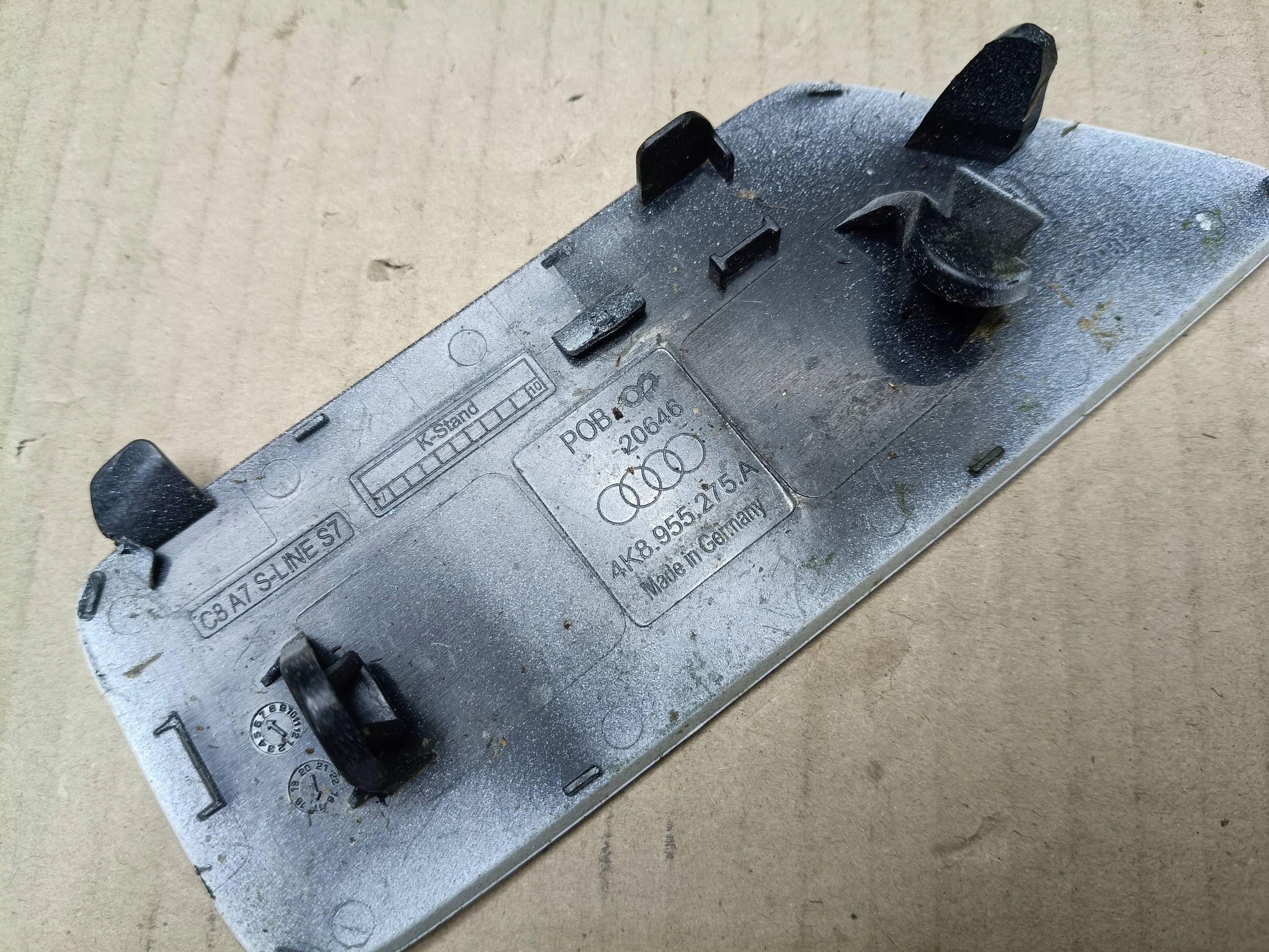 Couvre Lave phare Avant Audi A7 S7 4K8 4K8955275A