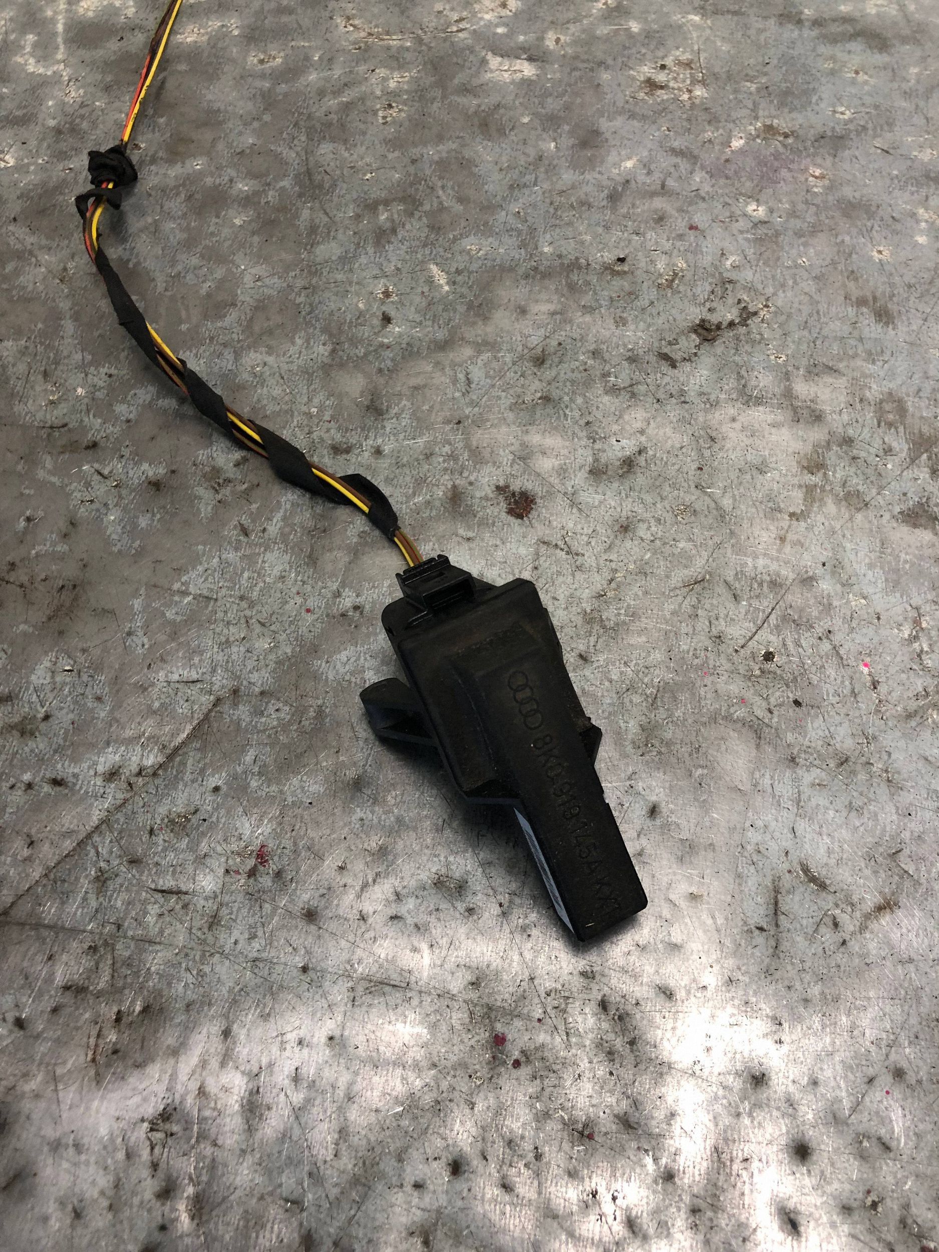 ODBIORNIK ZEGARA AUDI A3 8P LIFT 8K0919145A