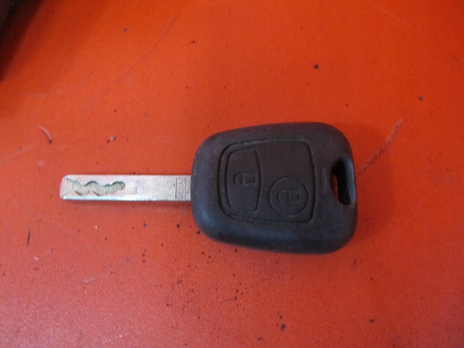 PEUGEOT 107 05- ignition key PILOT N0502200
