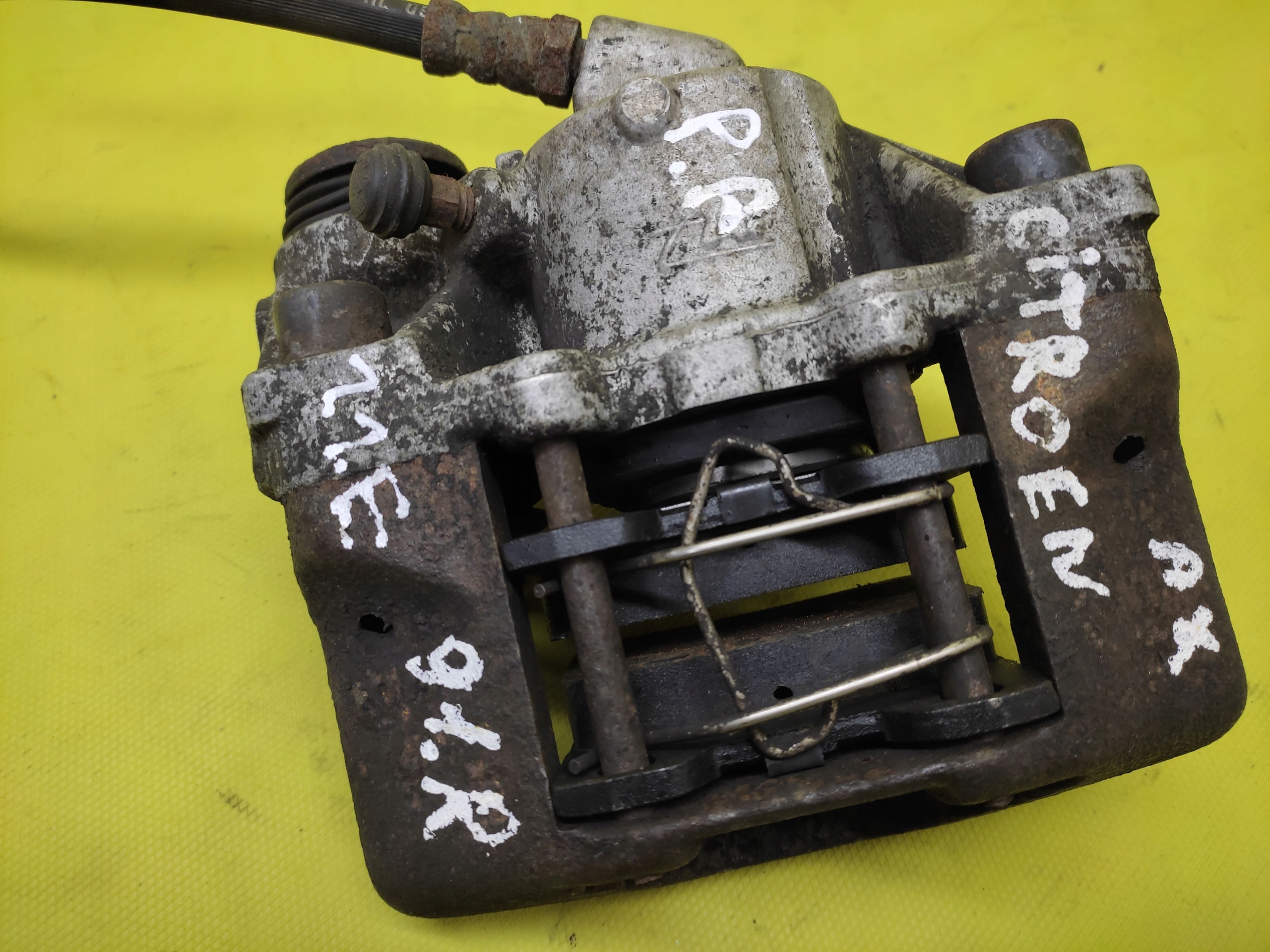 CITROEN AX 1.1 caliper brake right front