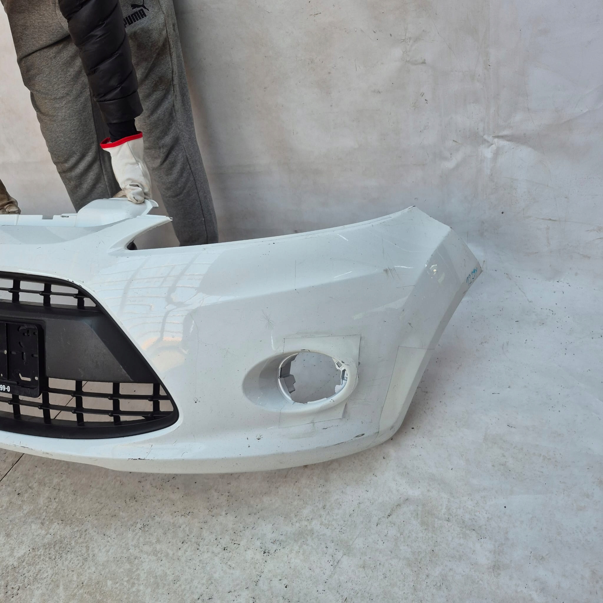 FORD FIESTA MK7 08- bumper front front grid 8A61-17757-B