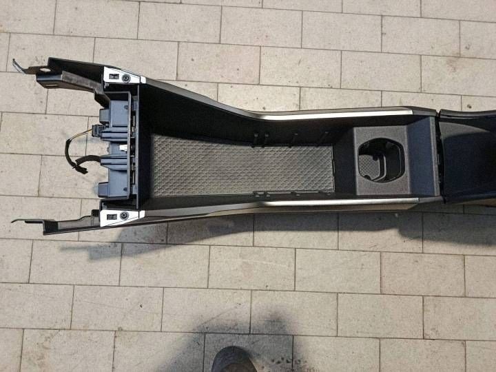 Komplet seats z boczkami armrest Renault Scenic E-Tech V alpine