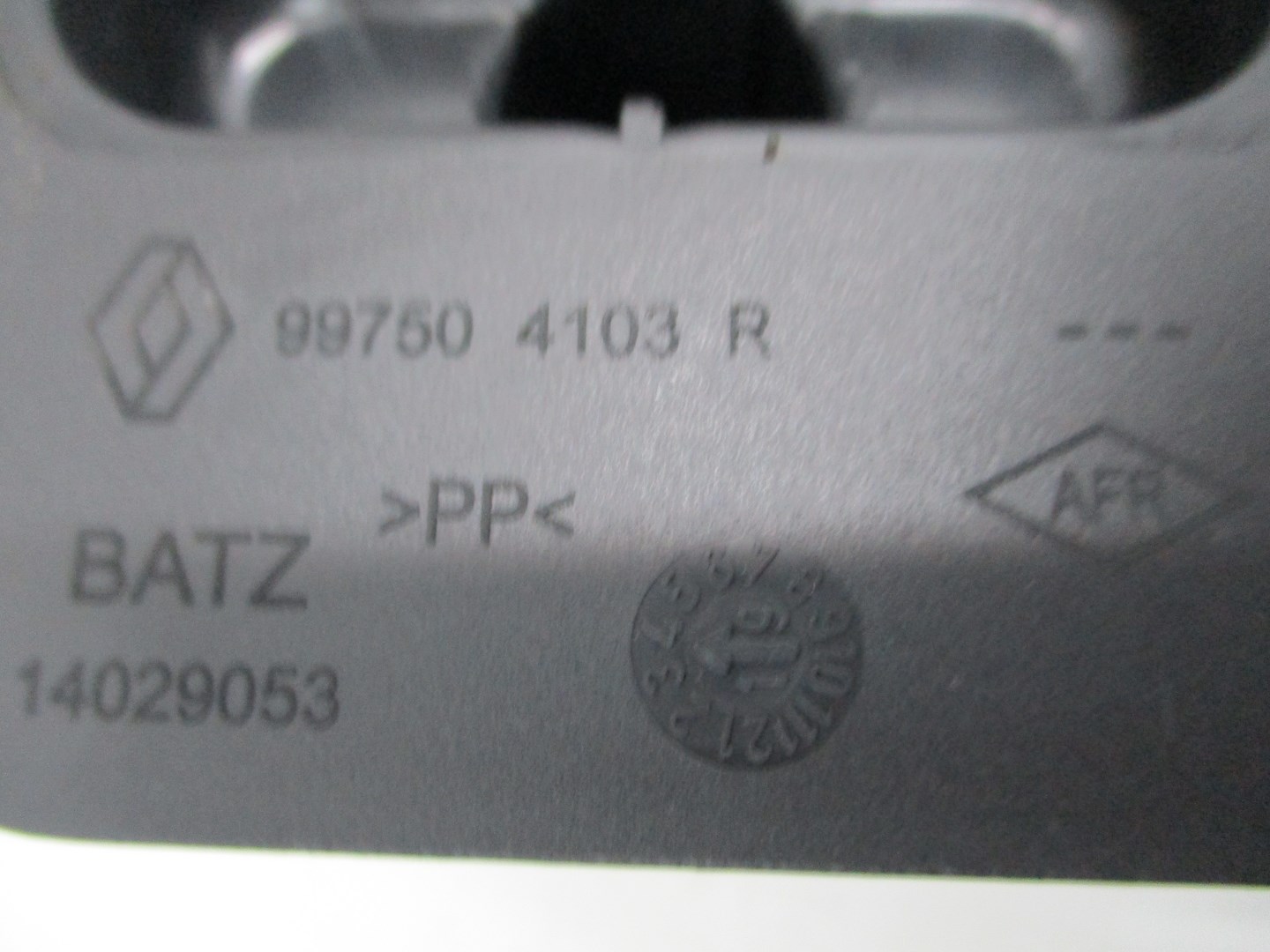 boot floor well RENAULT CAPTUR II 997504103R