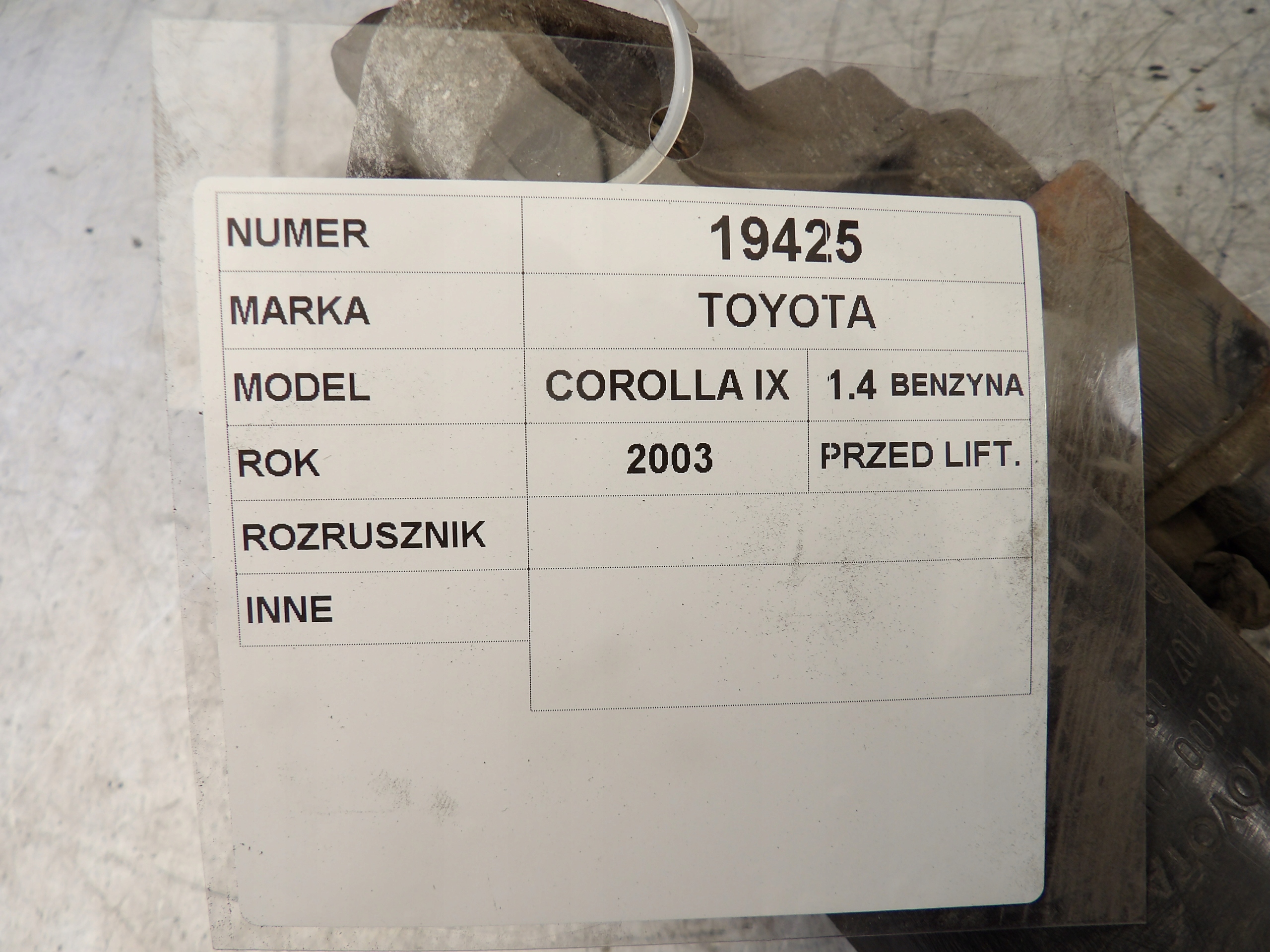 Toyota Corolla IX E12 starter 28100-0D030 001107088