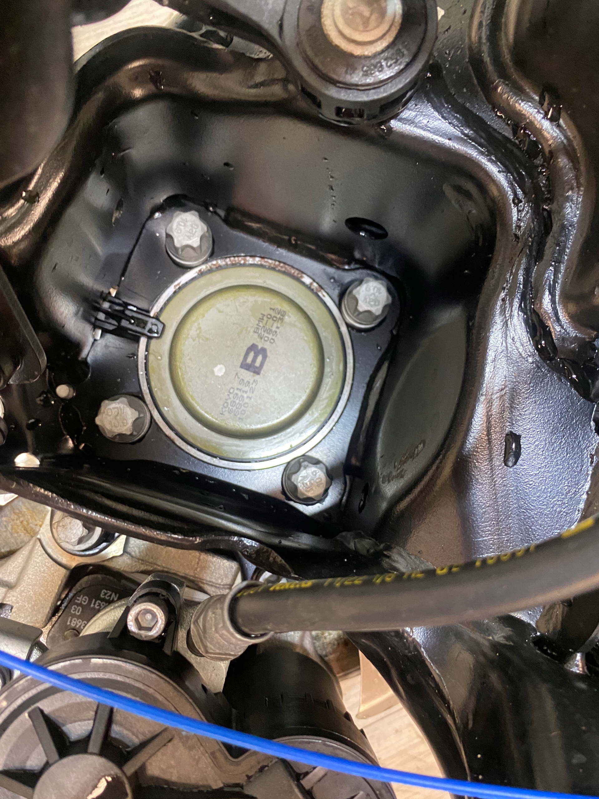 MINI F54 swing arm TARCZ left rear part