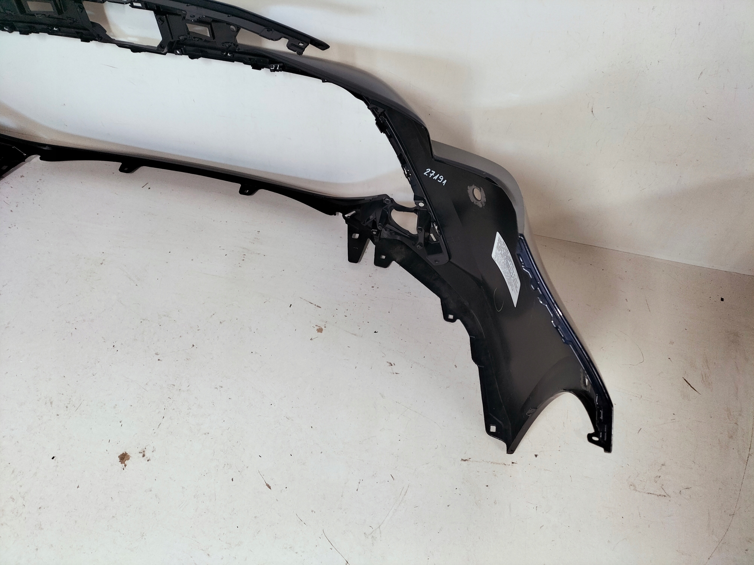 Frontstoßstange vorne TOYOTA COROLLA E21 18- HB