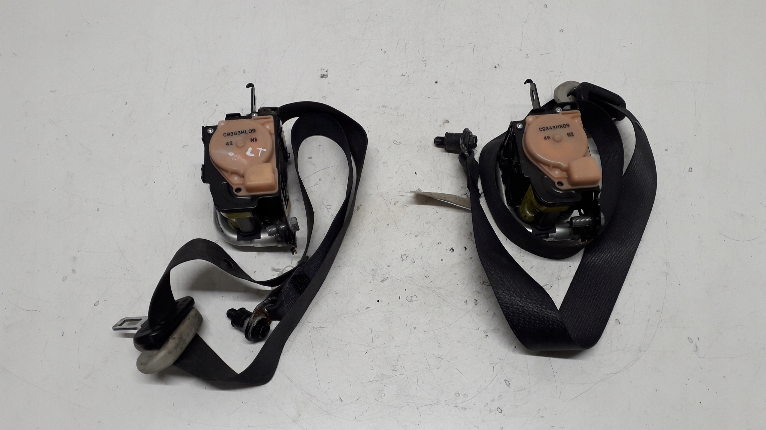 SUBARU IMPREZA 3 III GH PAS BEZPIECZEŃSTWA PRZÓD