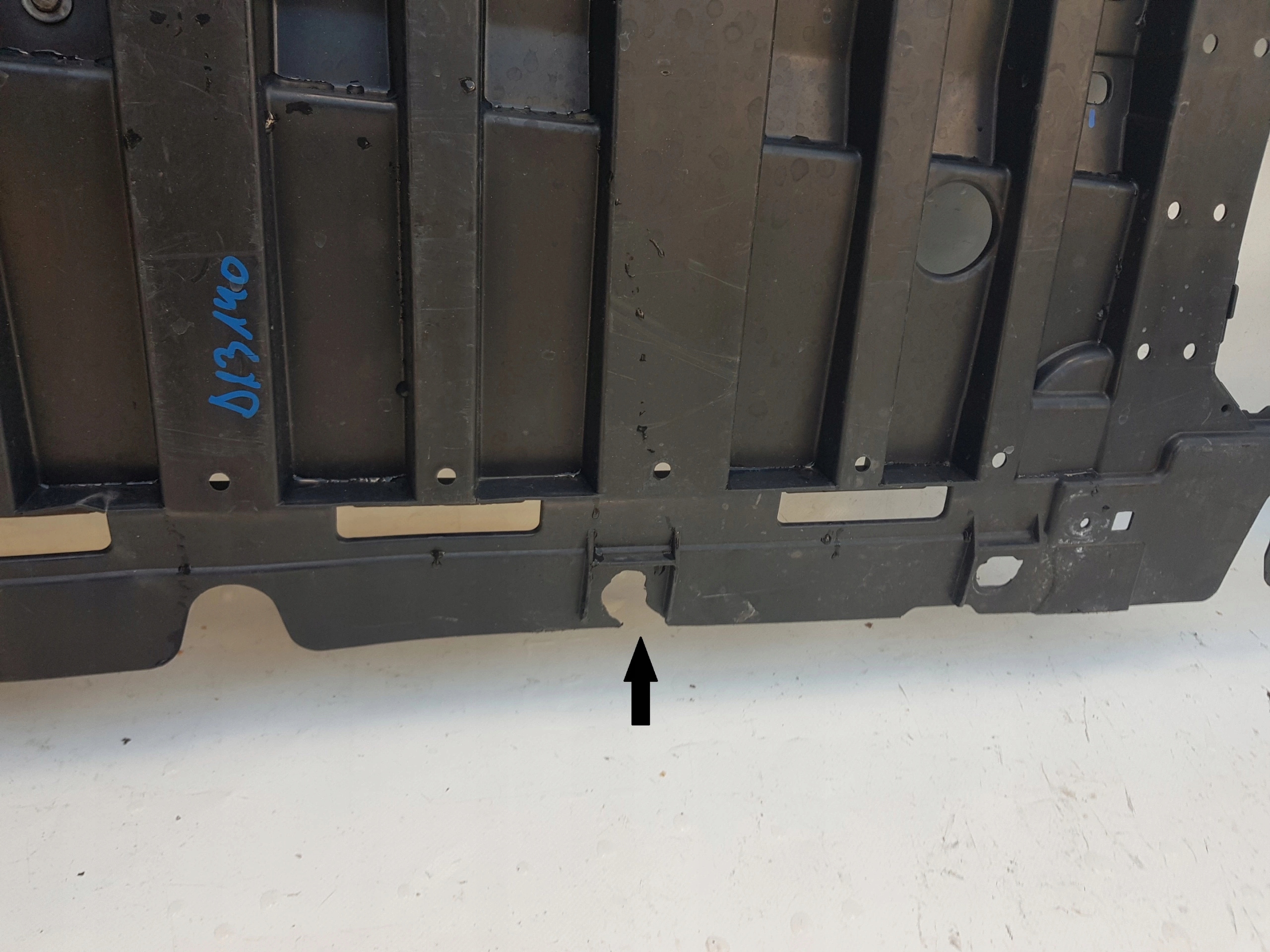 RENAULT CLIO IV OSŁONA POD ZDERZAK 622564751R Kolor inny