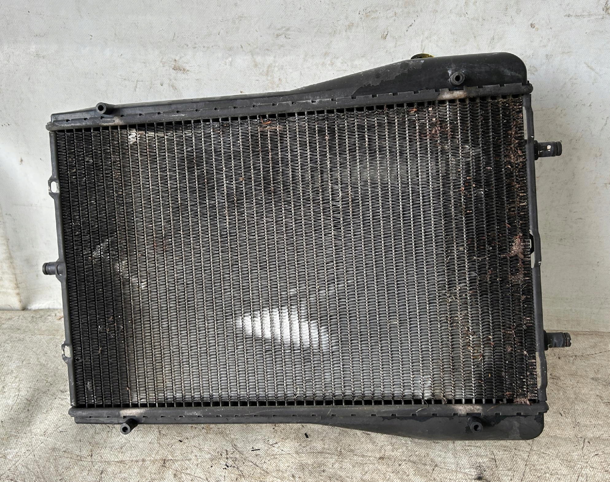 water cooler right PORSCHE 911 996 99610613270