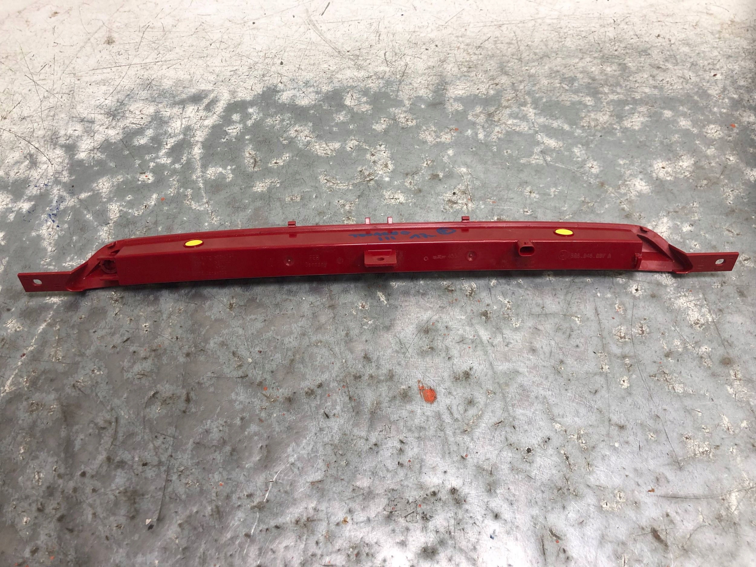 TRZECIE light STOP VW TOUAREG III 5G6945087A