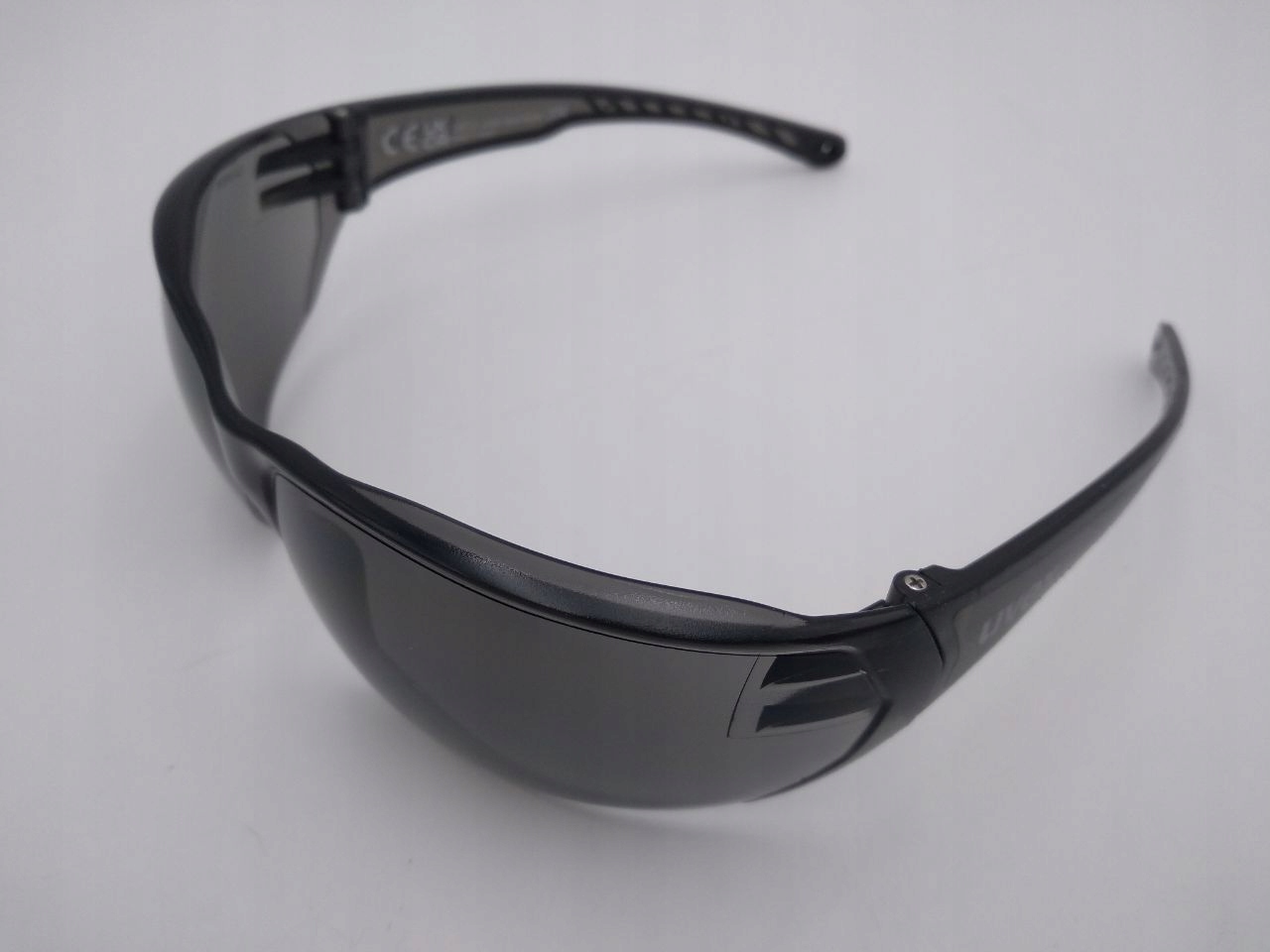 OKULARY PRZECIWSŁONECZNE UVEX SPORTSTYLE 204 Kolor soczewek szare i czarne