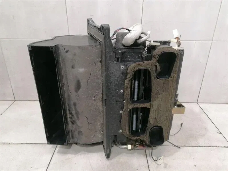 FERRARI 550 F133 65237400 HVAC
