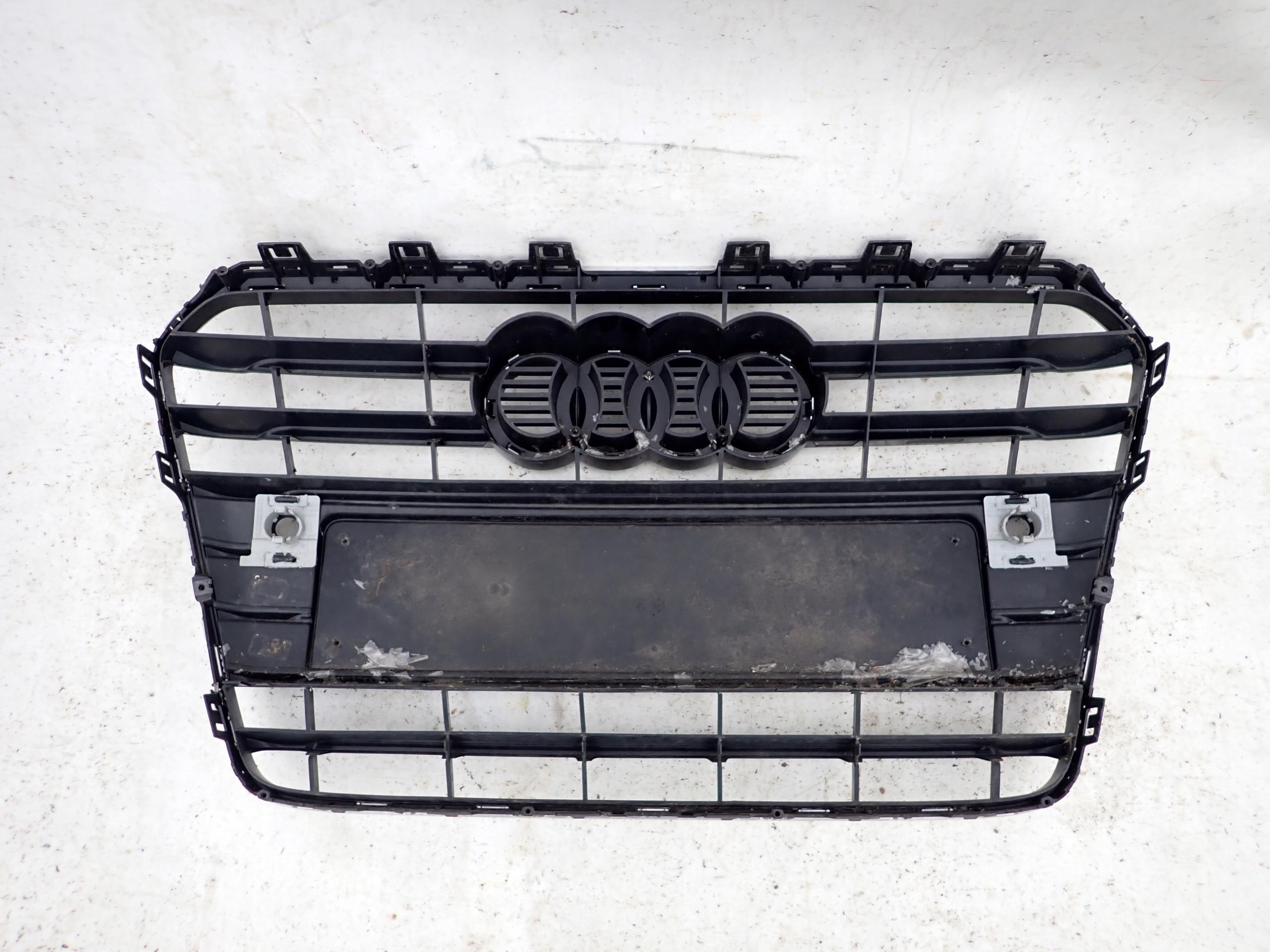 AUDI A5 8T0 LIFT 11- grill grille radiator