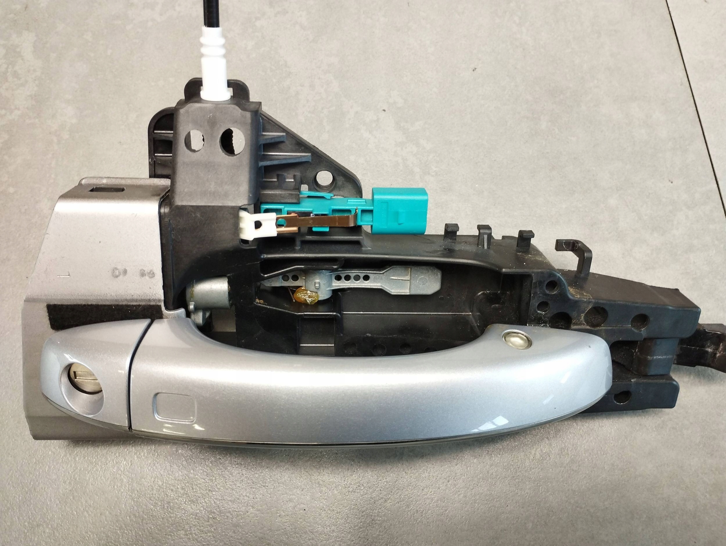 Audi A7 4G 2016 handle left front KESSY CHROM LED 4H1837885