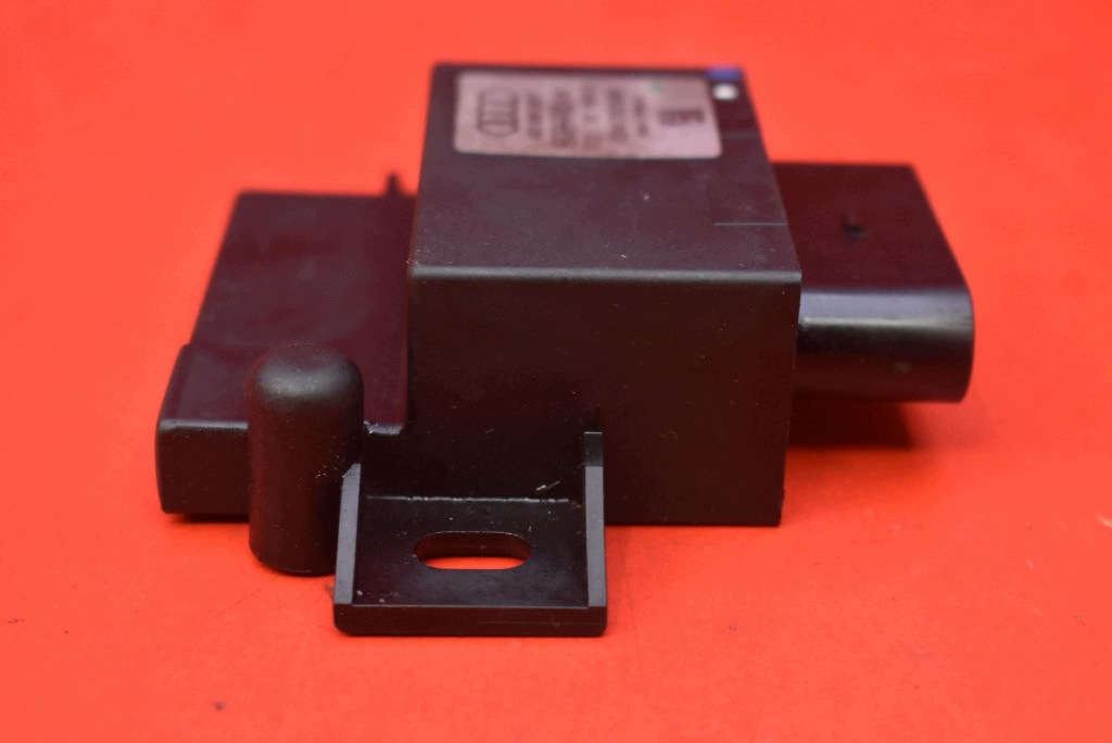 unité de commande électronique uce module pompe carburant 4G0906093F AUDI A6 C7 2.0 TDI 136 KM 10-14