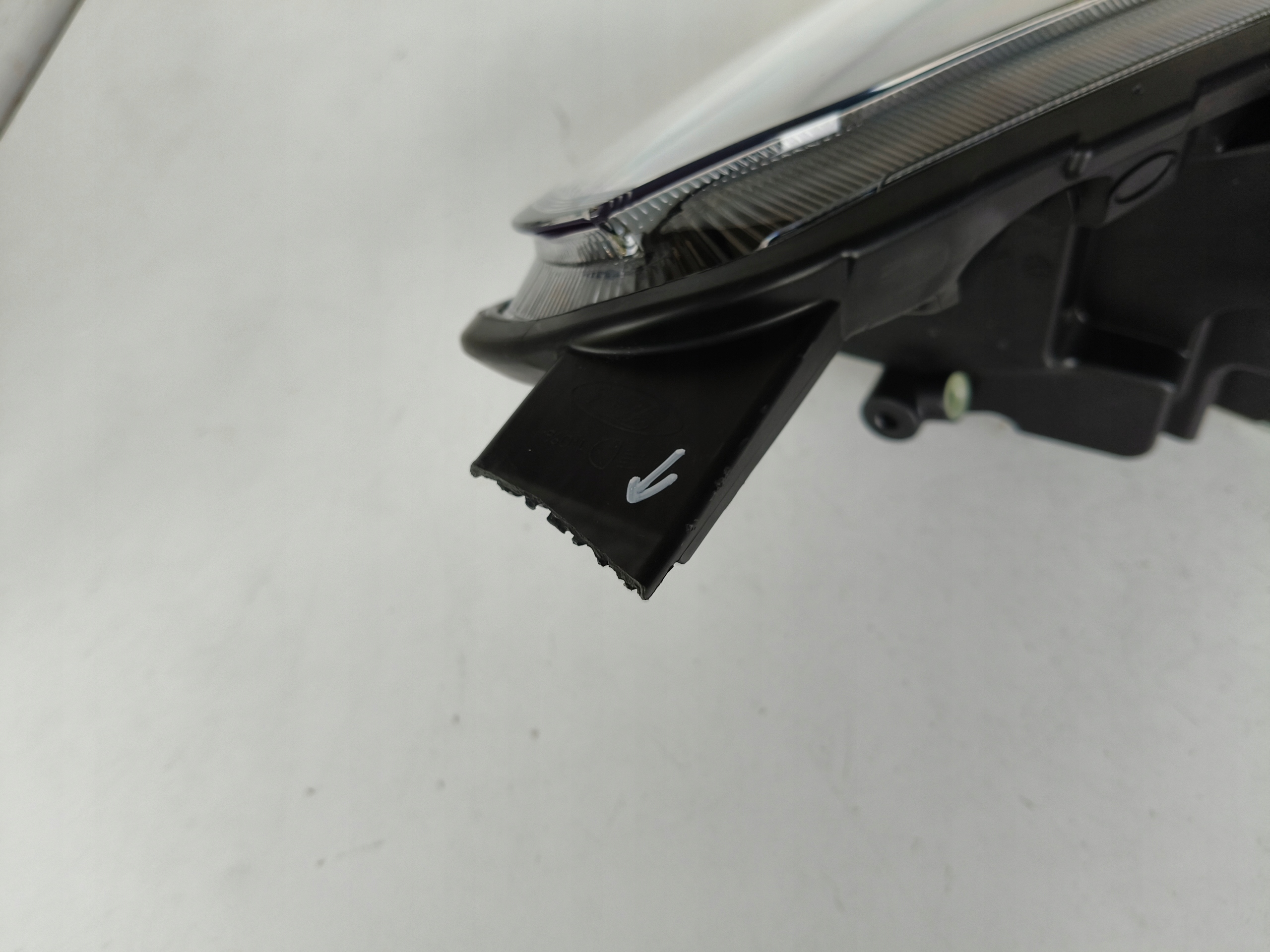 light left REFLEKTOR FORD FIESTA MK8 17- ST CIEMNA FULL LED