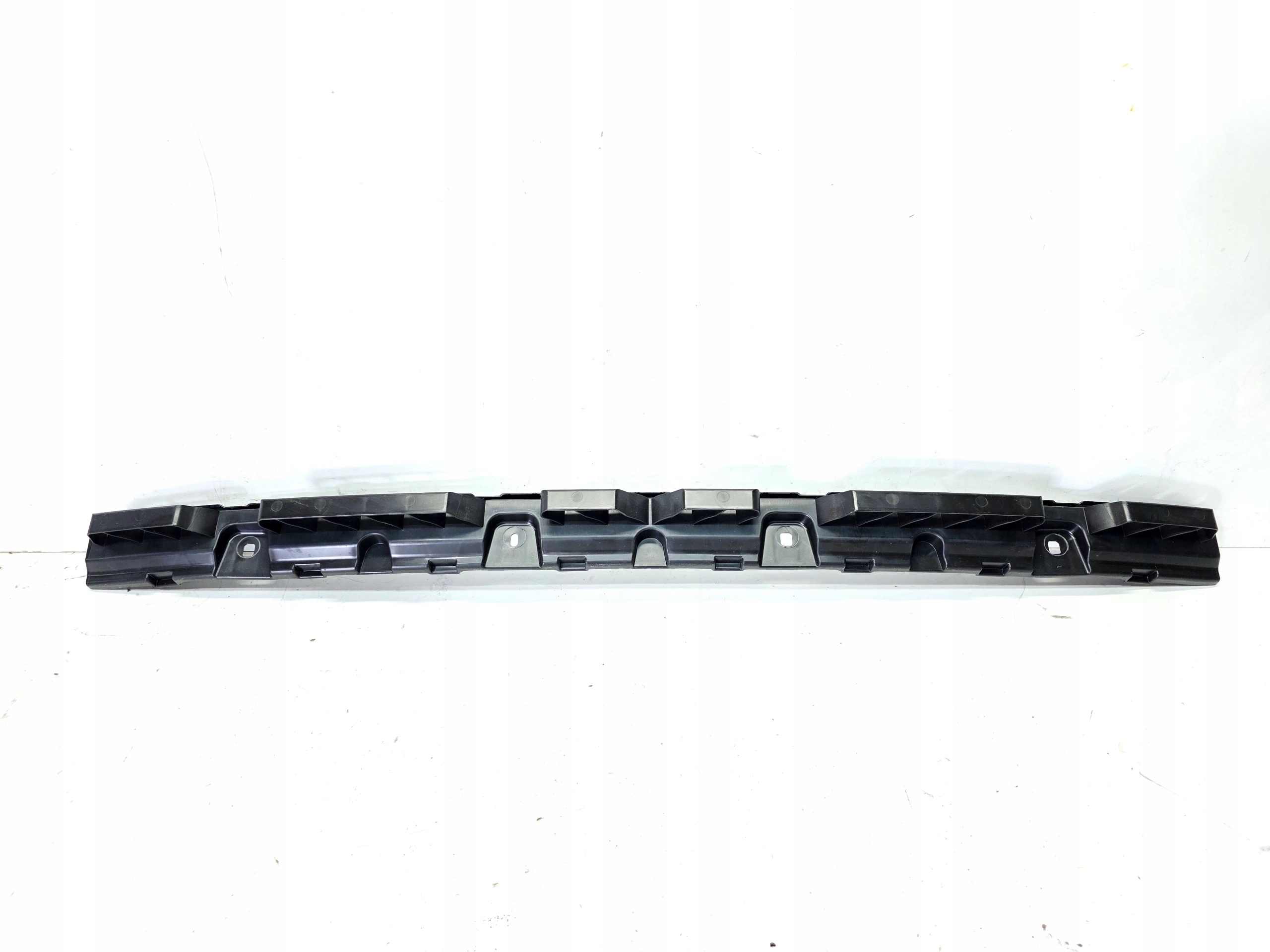 Support Support plaque Pare choc Moyenne AUDI Q4 E-TRON 89A807458