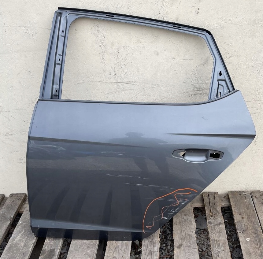 SEAT LEON III HB 2013- door left rear part rear. 5F4833579