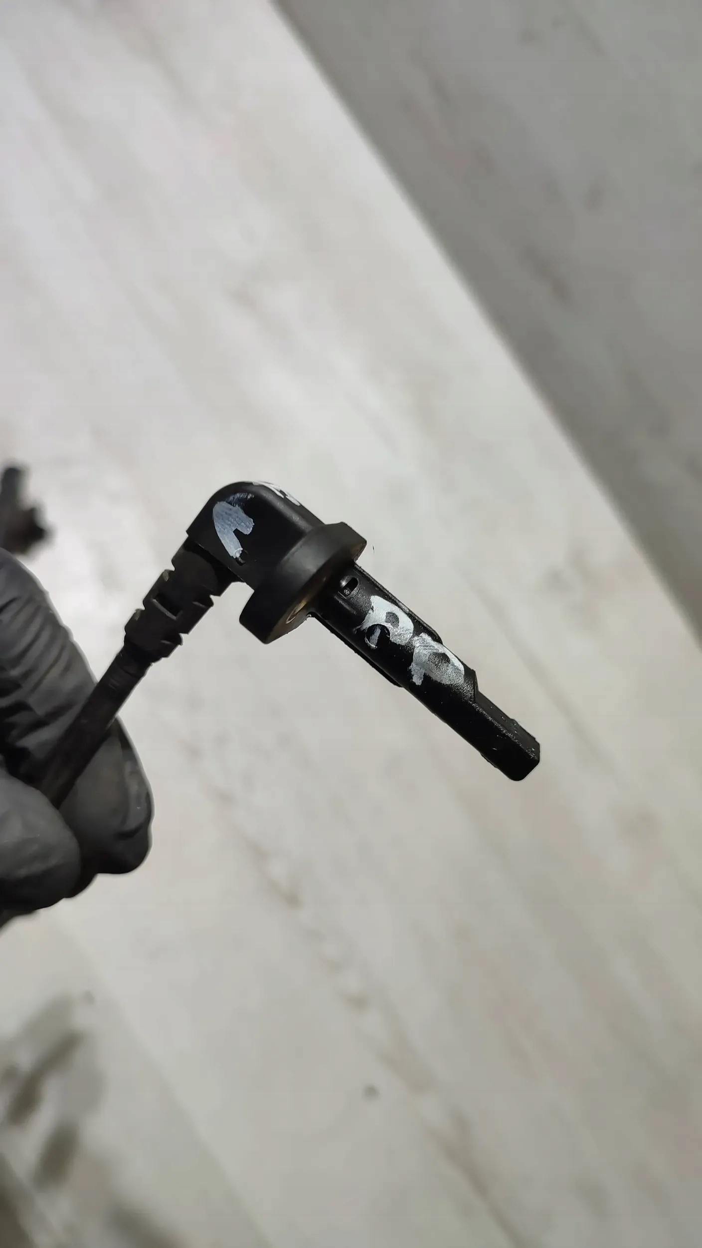 Dacia Logan II 2019r front side right sensor ABS