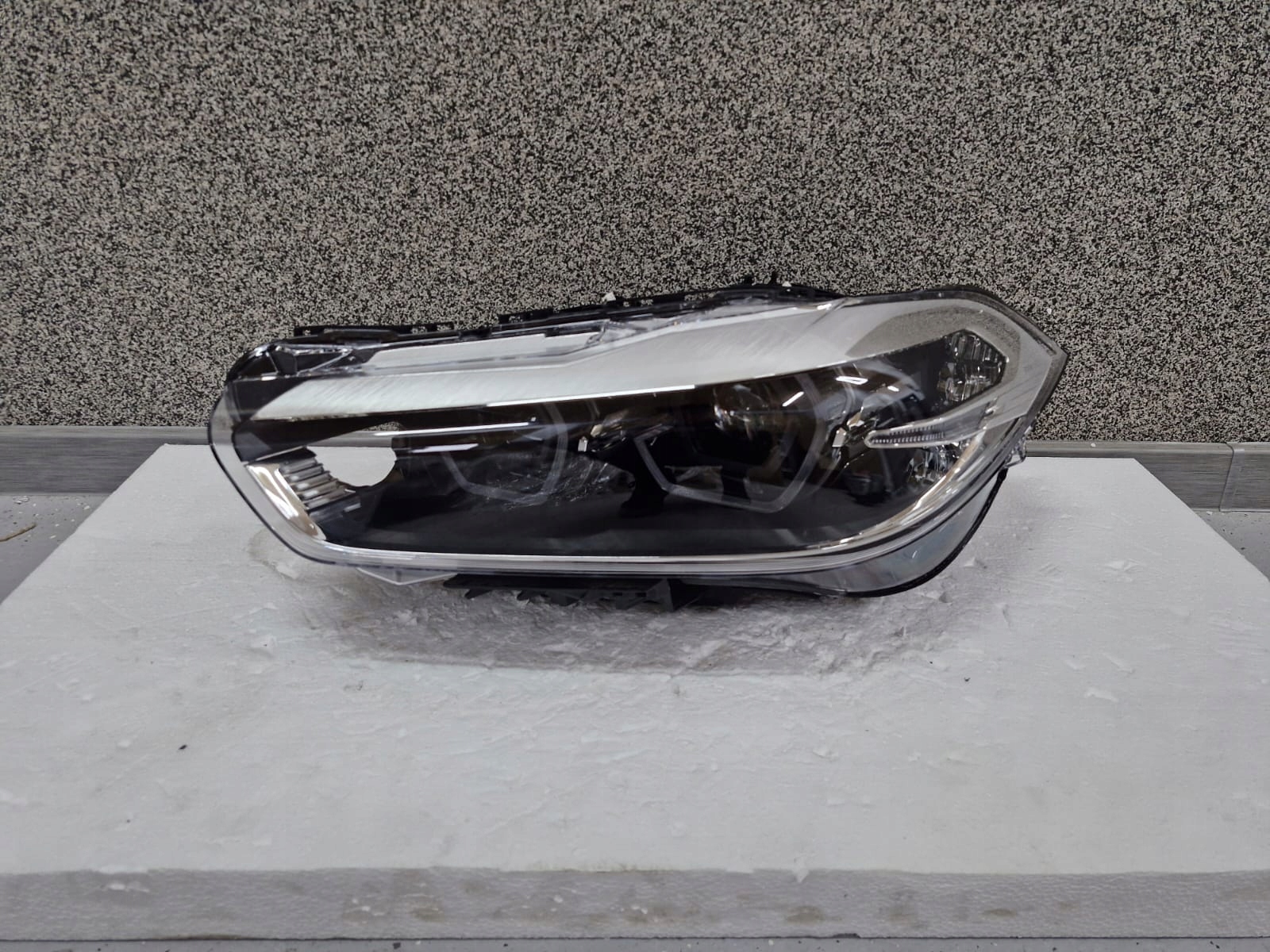 light left BMW X2 F39 Full Led 2022