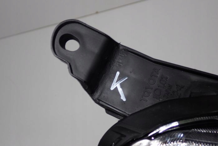 TOYOTA URBAN CRUISER 09- reflektor right light right 81130-52C10