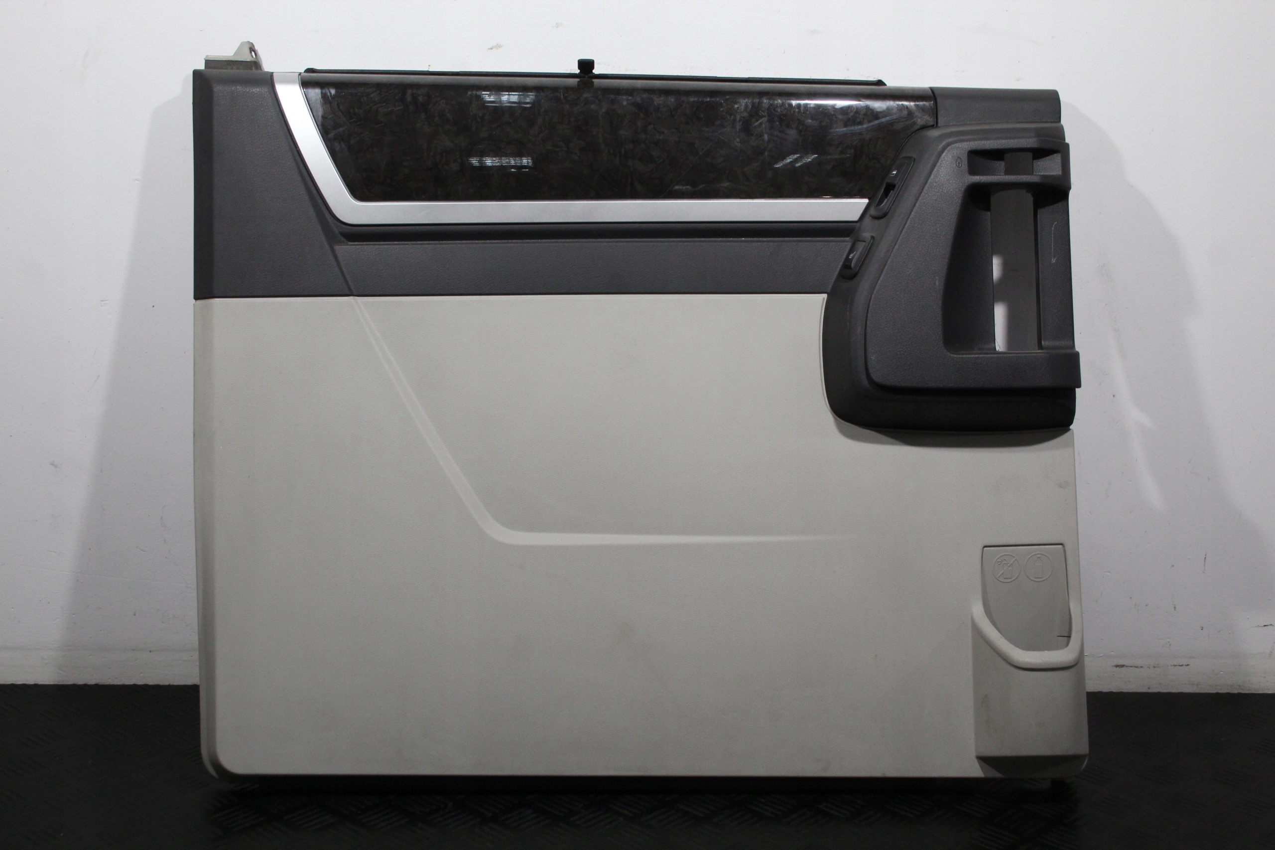 upholstery side door left rear part VOYAGER V 5