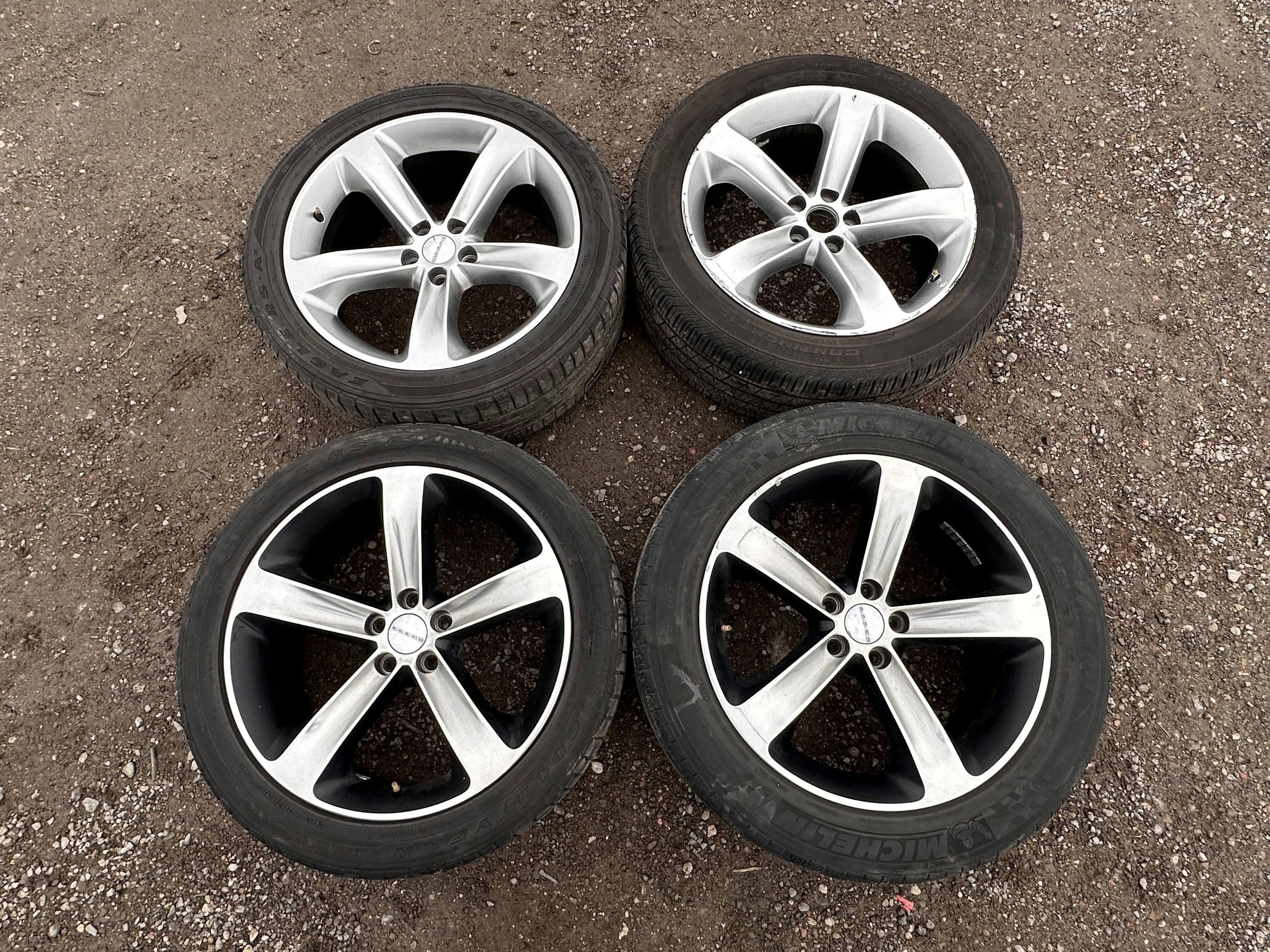 discs disc wheel disc 20x8.0j Dodge Challenger Charger
