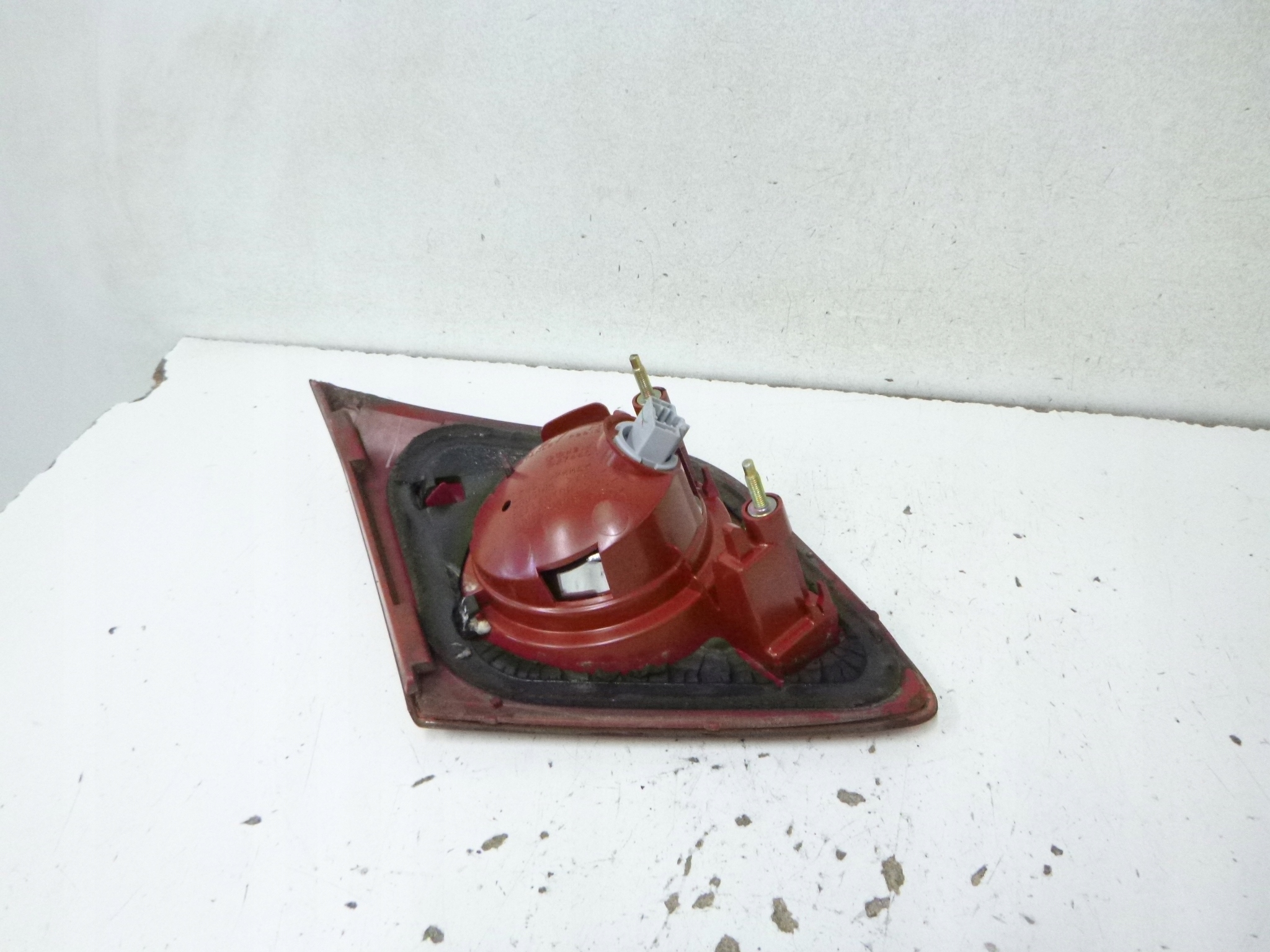 light rear right z bonnet Mazda 3 BK HB 2004r.